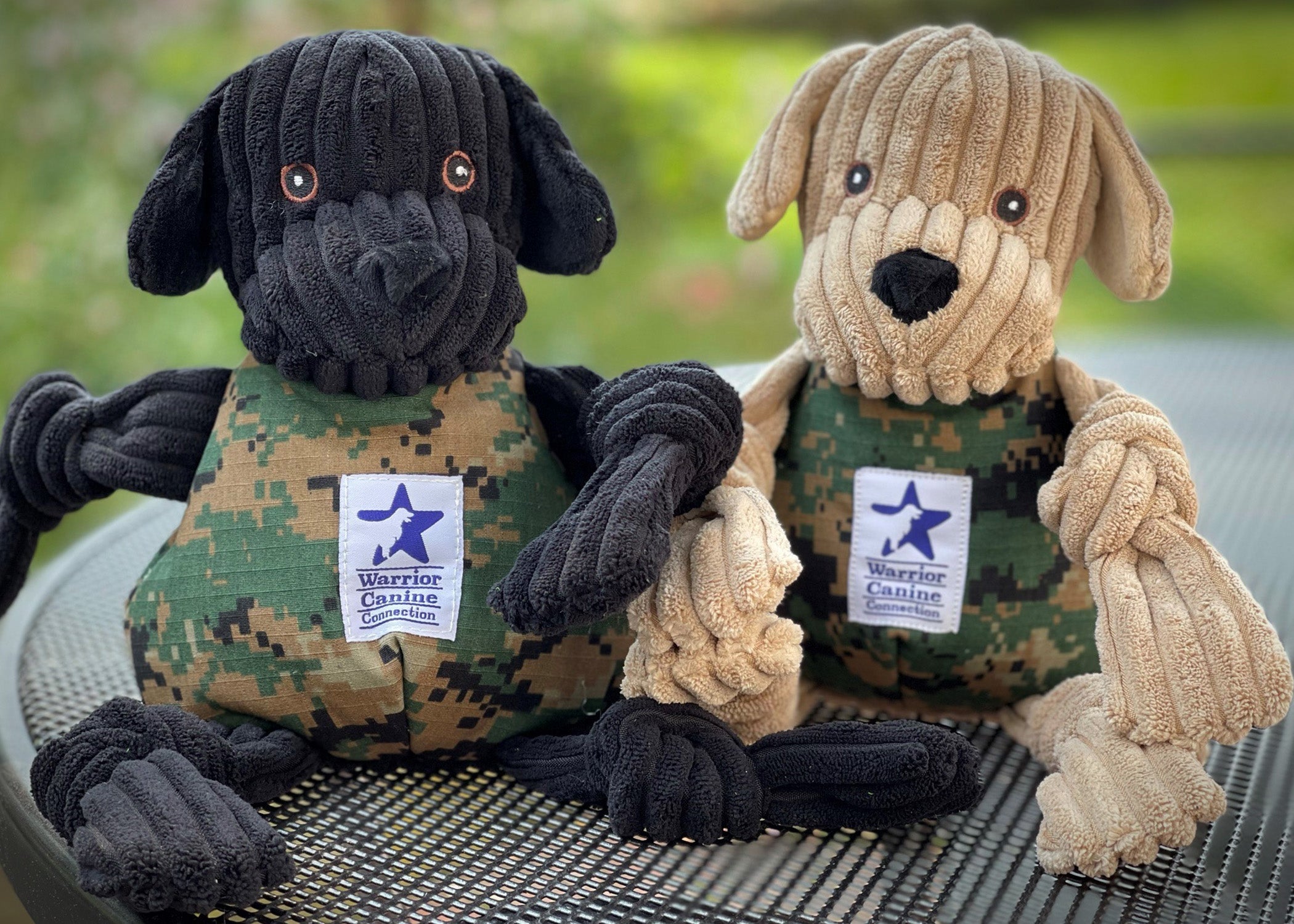 HuggleCauseTM, Warrior Canine Connection, Black Lab Luke Knottie Plush Dog Toy, Large