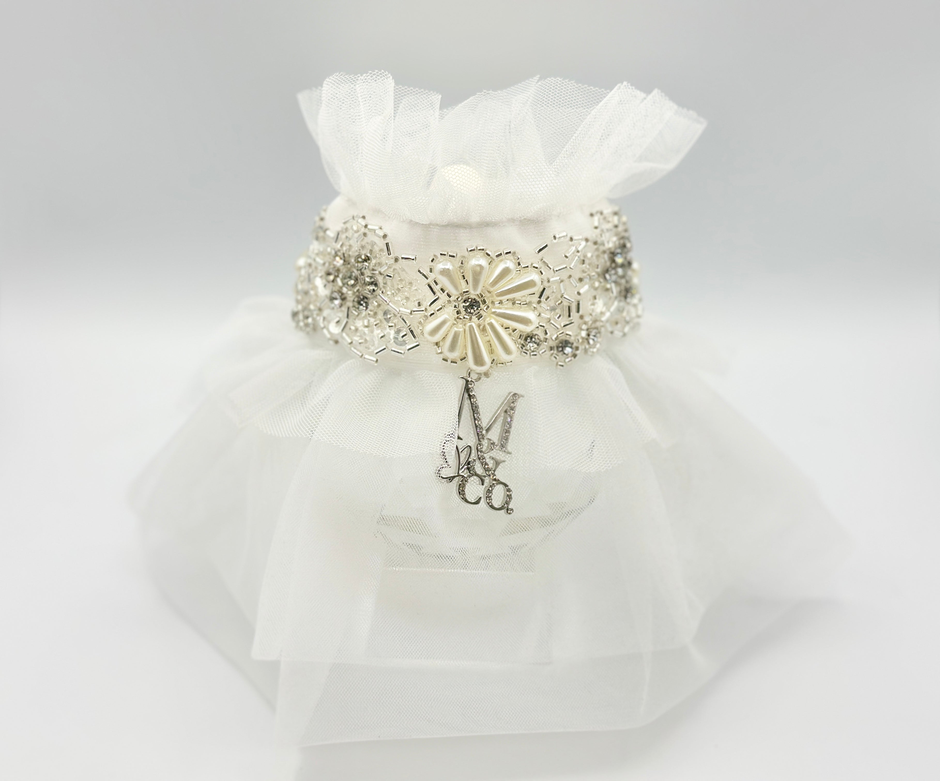 Whimsical Wedding: White Swan