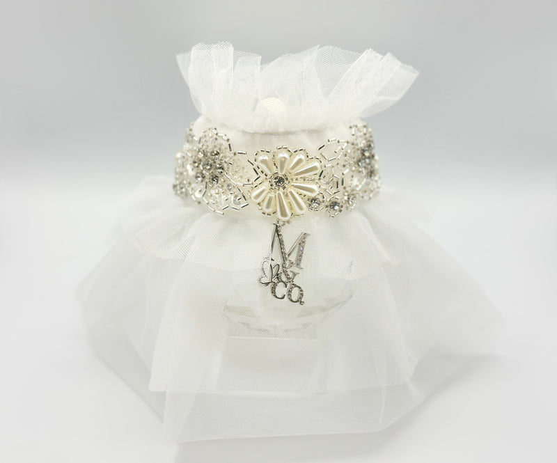 Whimsical Wedding: White Swan