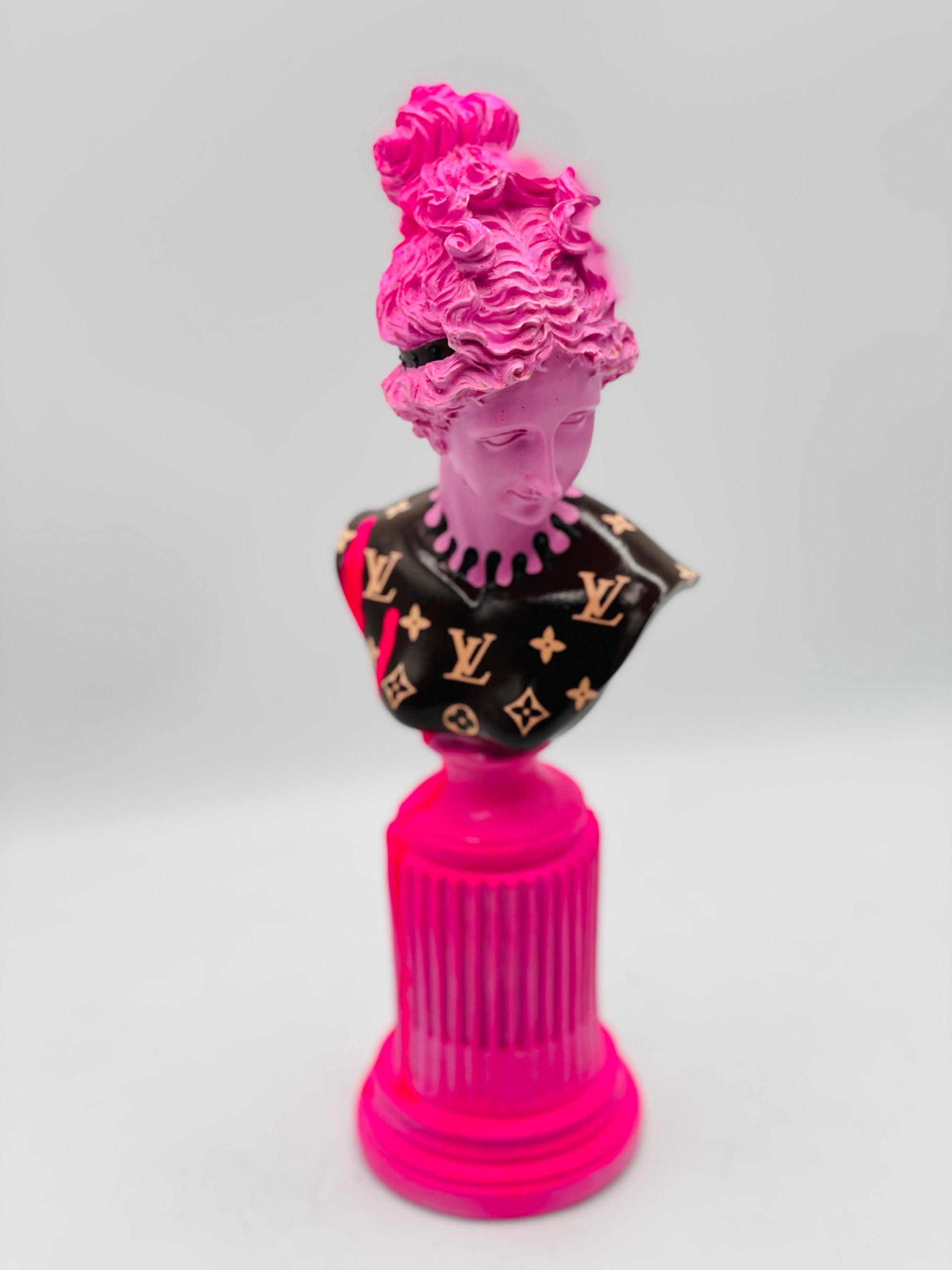 And Iconic Venus Sculpture Luxury Pattern Style