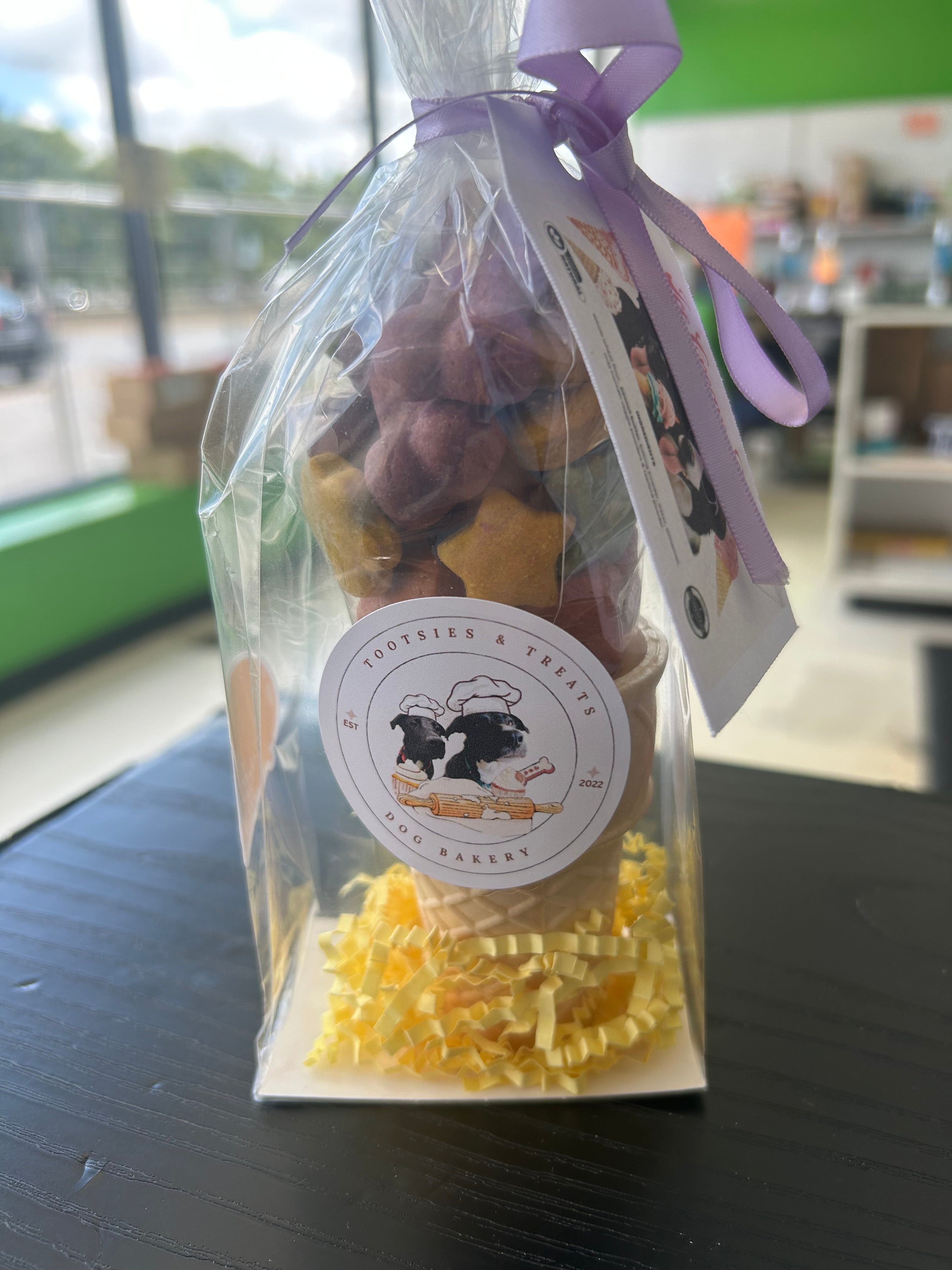 Tootsies & Treats Peanut Butter Treats Ice Cream Palooza with Ice Cream Cone (4oz)