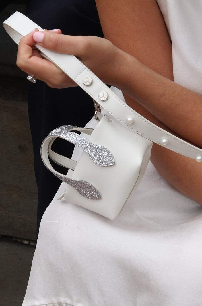 Essi Leash