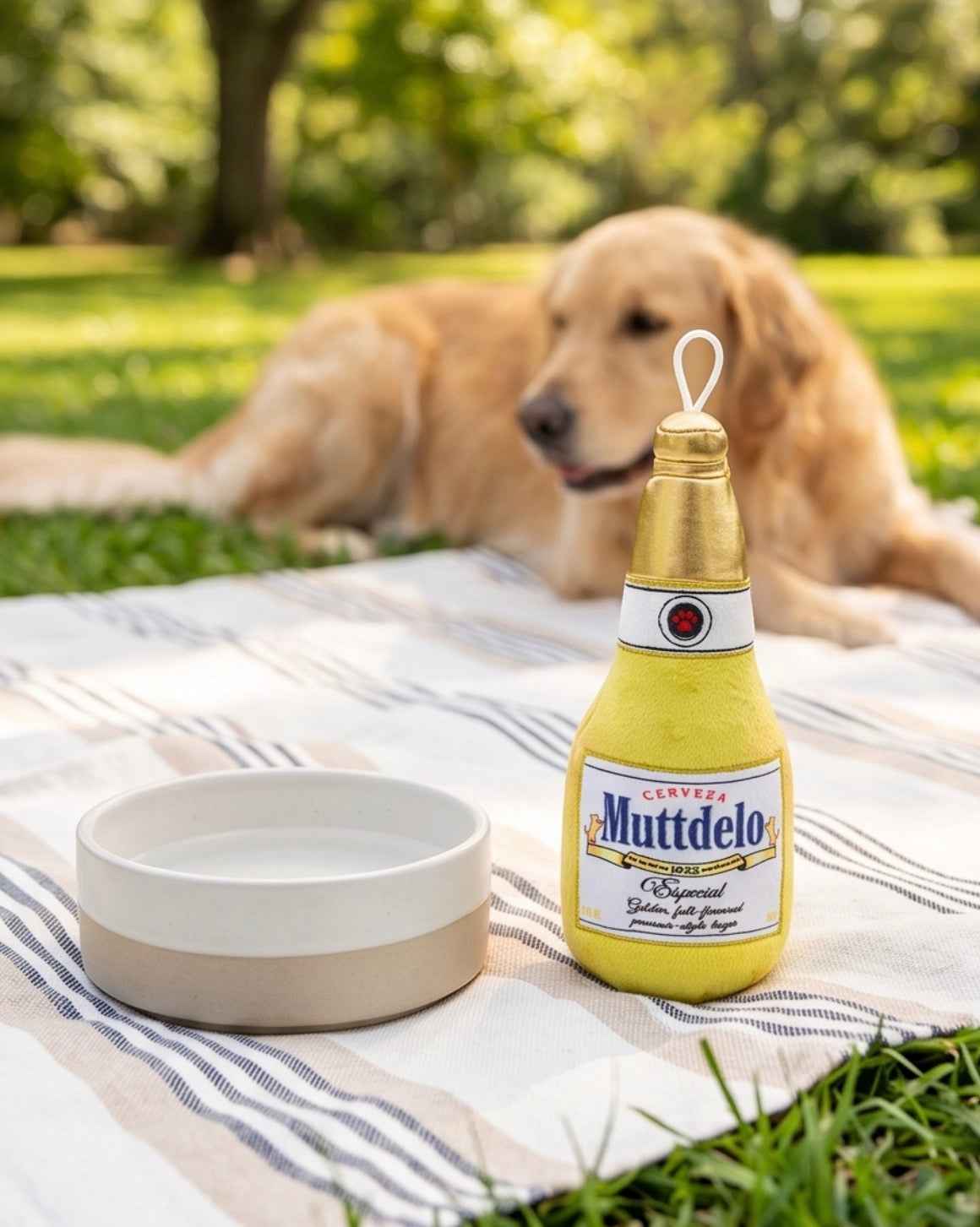 Haute Diggity Dog Muttdelo Beer Bottle Plush Dog Toy