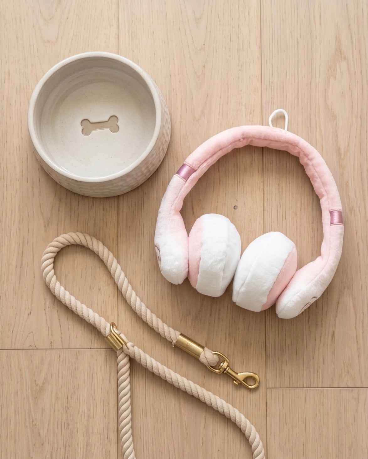 Haute Diggity Dog Barks Headphones Plush Dog Toy