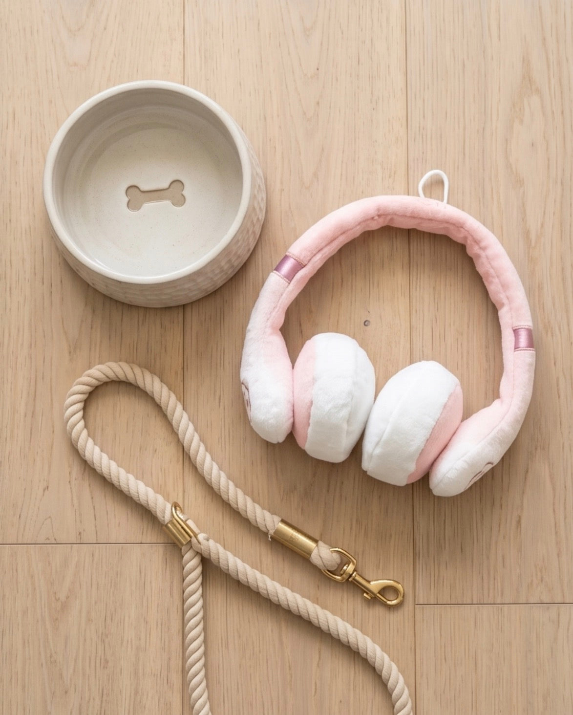 Haute Diggity Dog Barks Headphones Plush Dog Toy