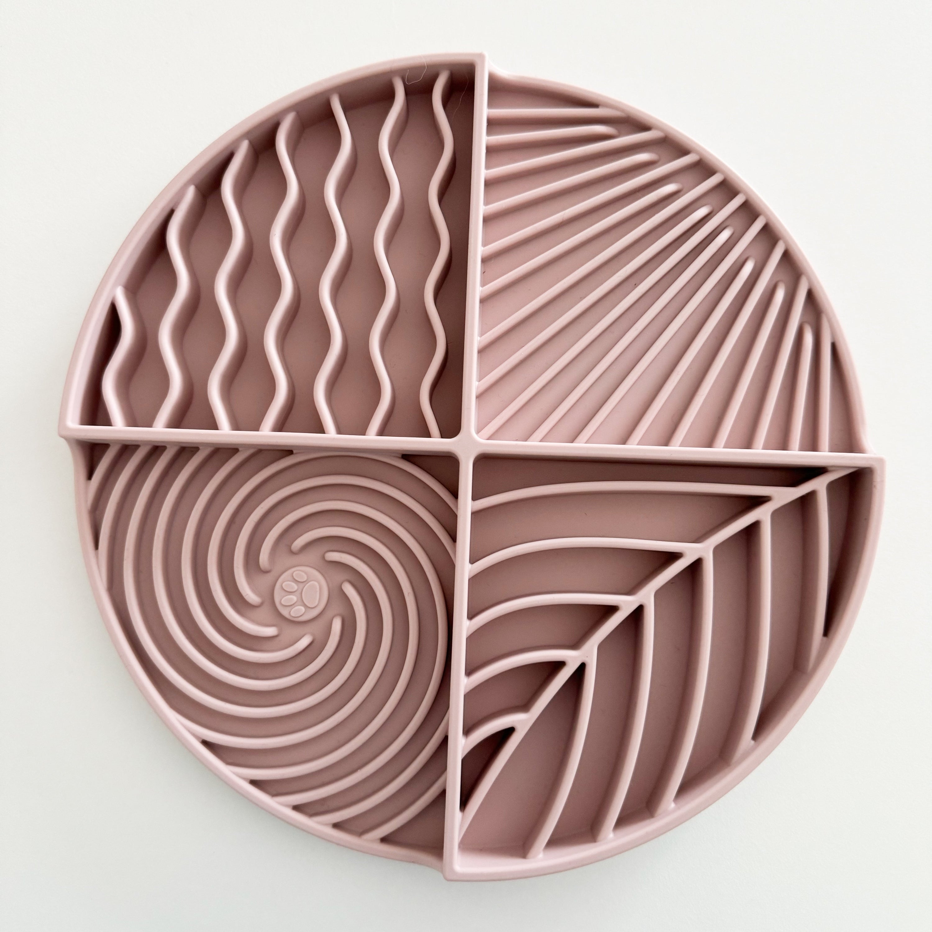 Lick Mat Circle - HT Animal Supply