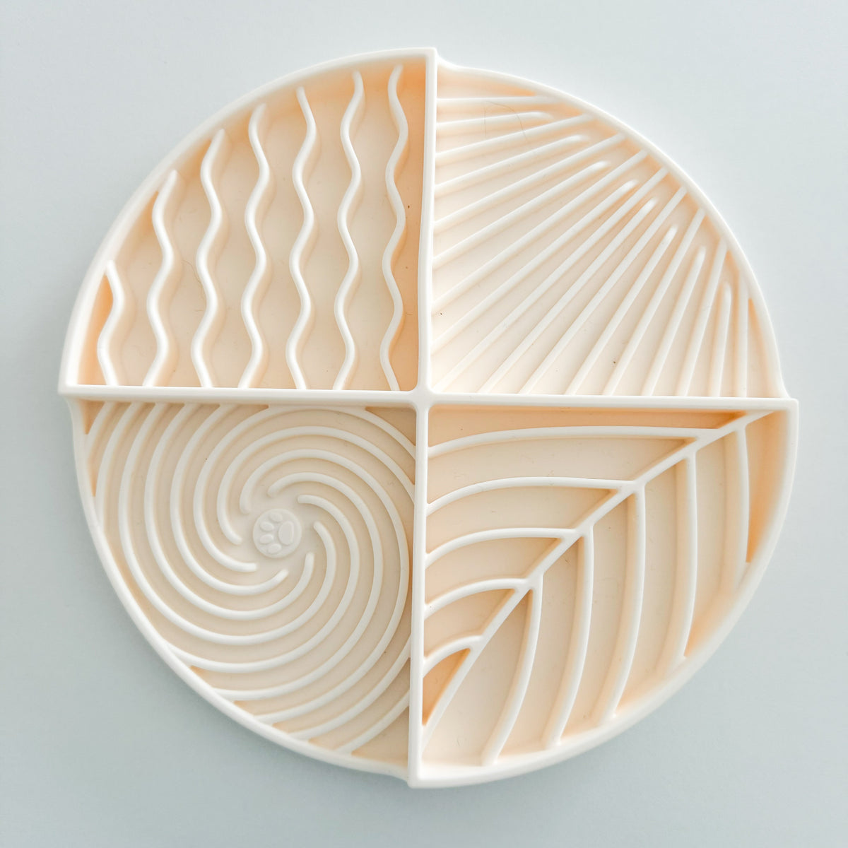 Lick Mat Circle - HT Animal Supply