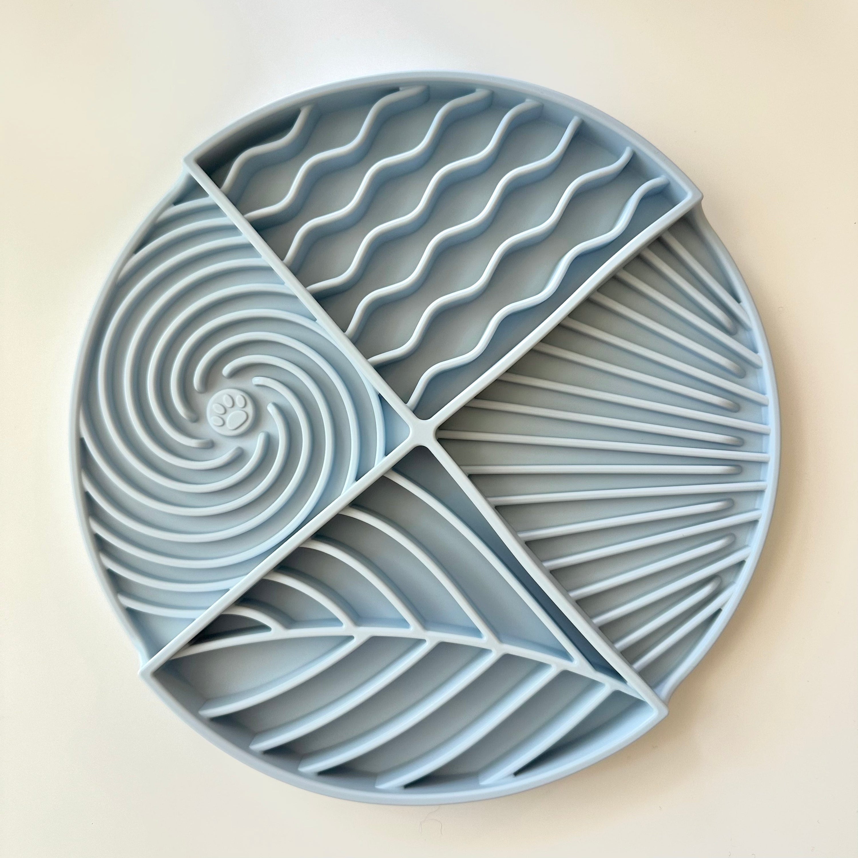 Lick Mat Circle - HT Animal Supply
