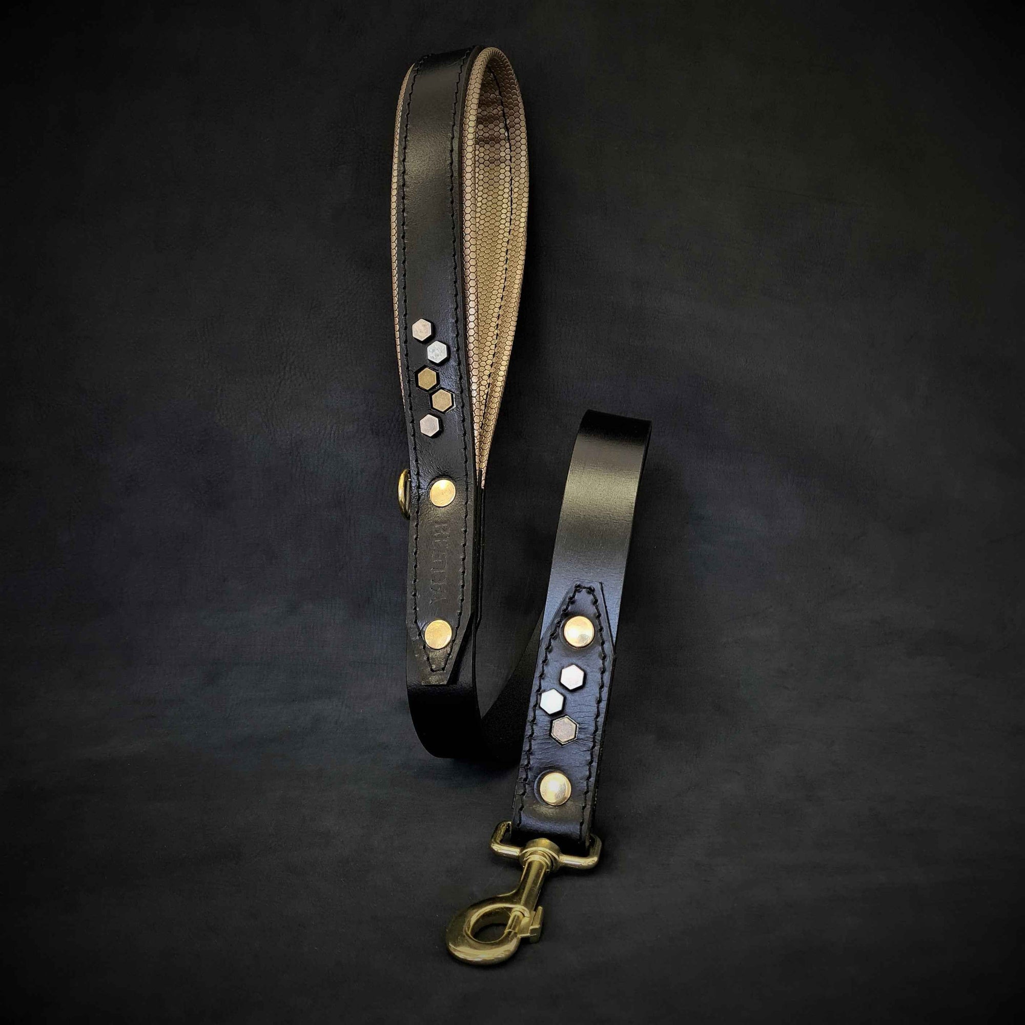 Bestia Irondog Leather Dog Leash