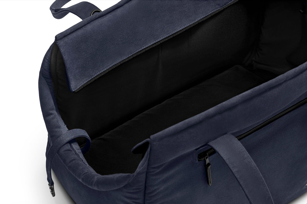 Fem World Tote - Navy | HT Animal Supply