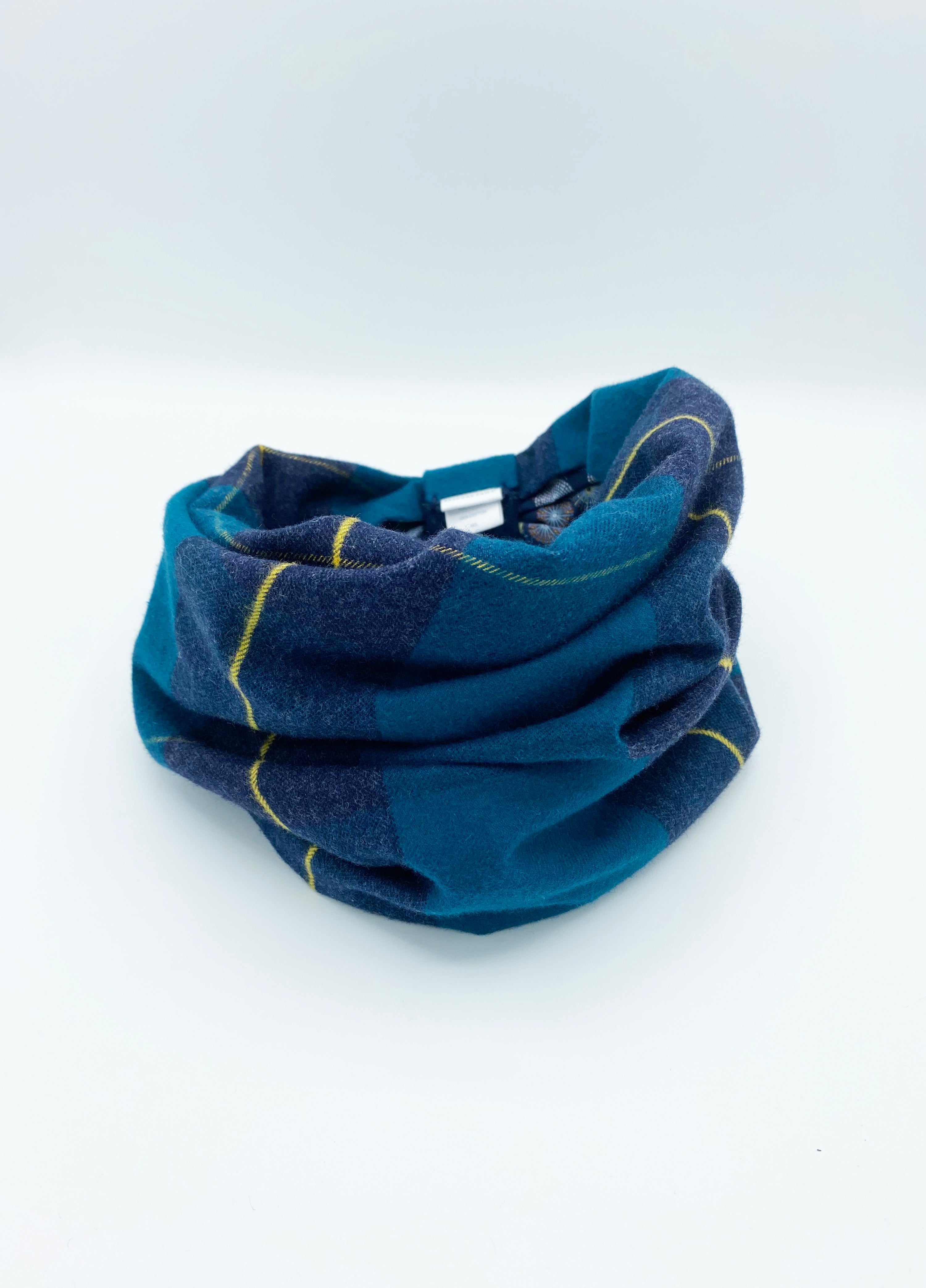 BESPOKE PAWS Blair Reversible Pet - Cotton Lightweight Warm Winter Snood