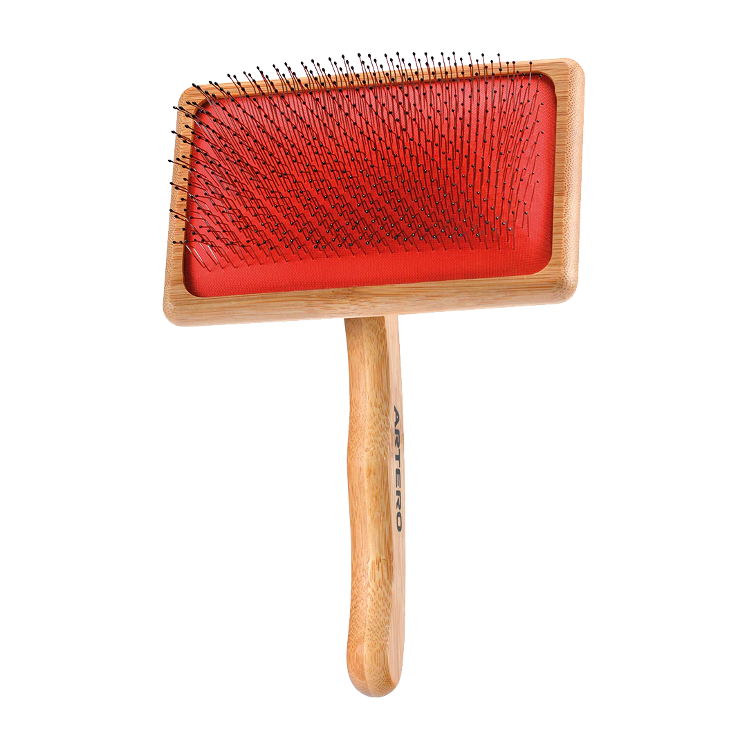 Nature Collection Long Protected Pin Slicker Large by Artero