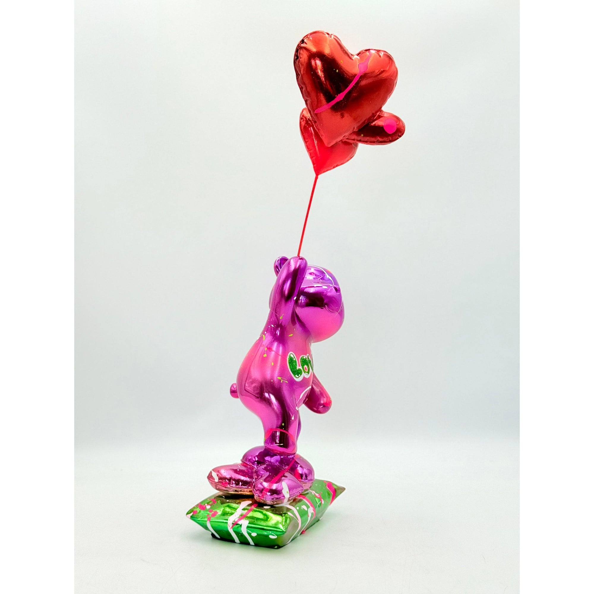 And Iconic Love Chaser Sculpture Purple Chrome Style