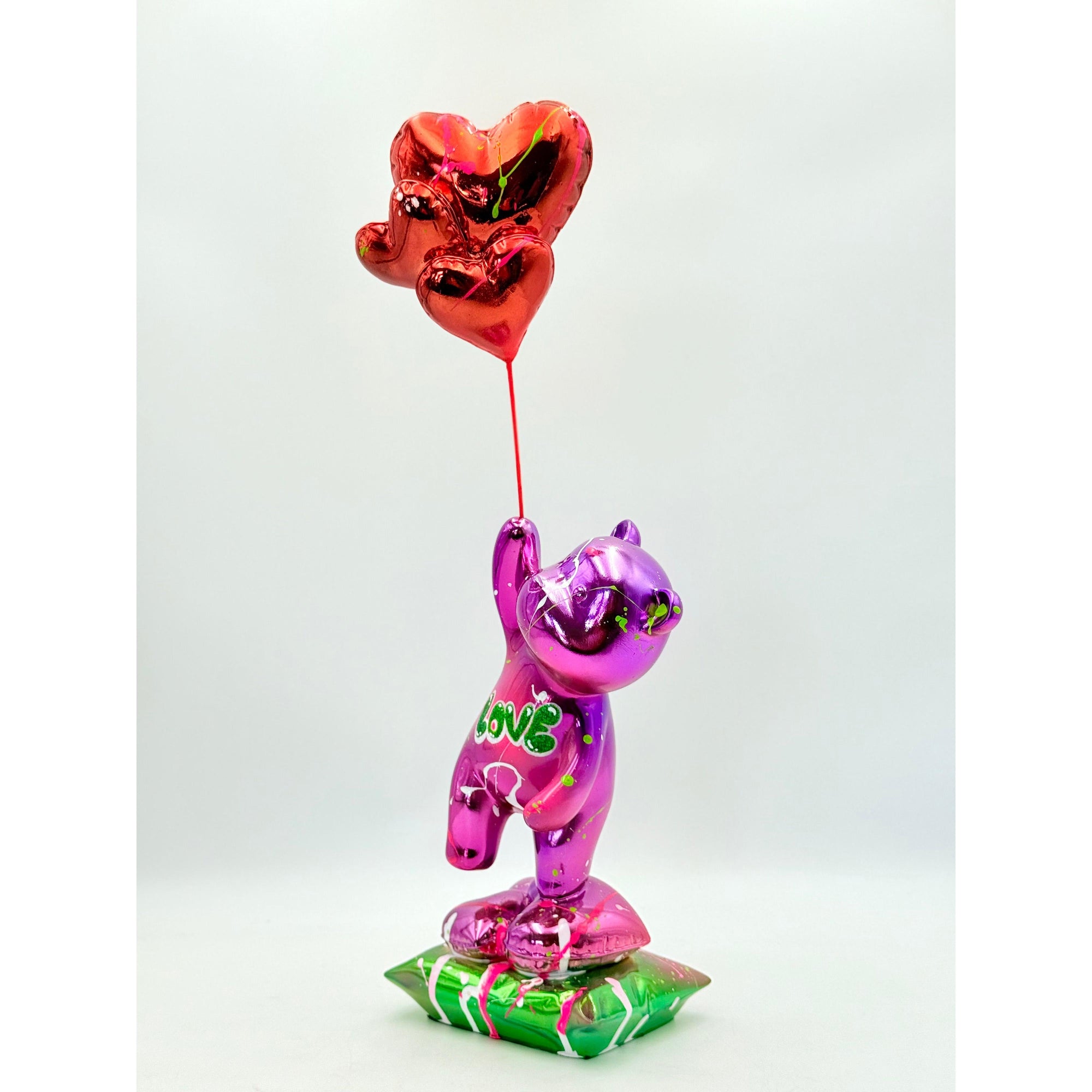 And Iconic Love Chaser Sculpture Purple Chrome Style