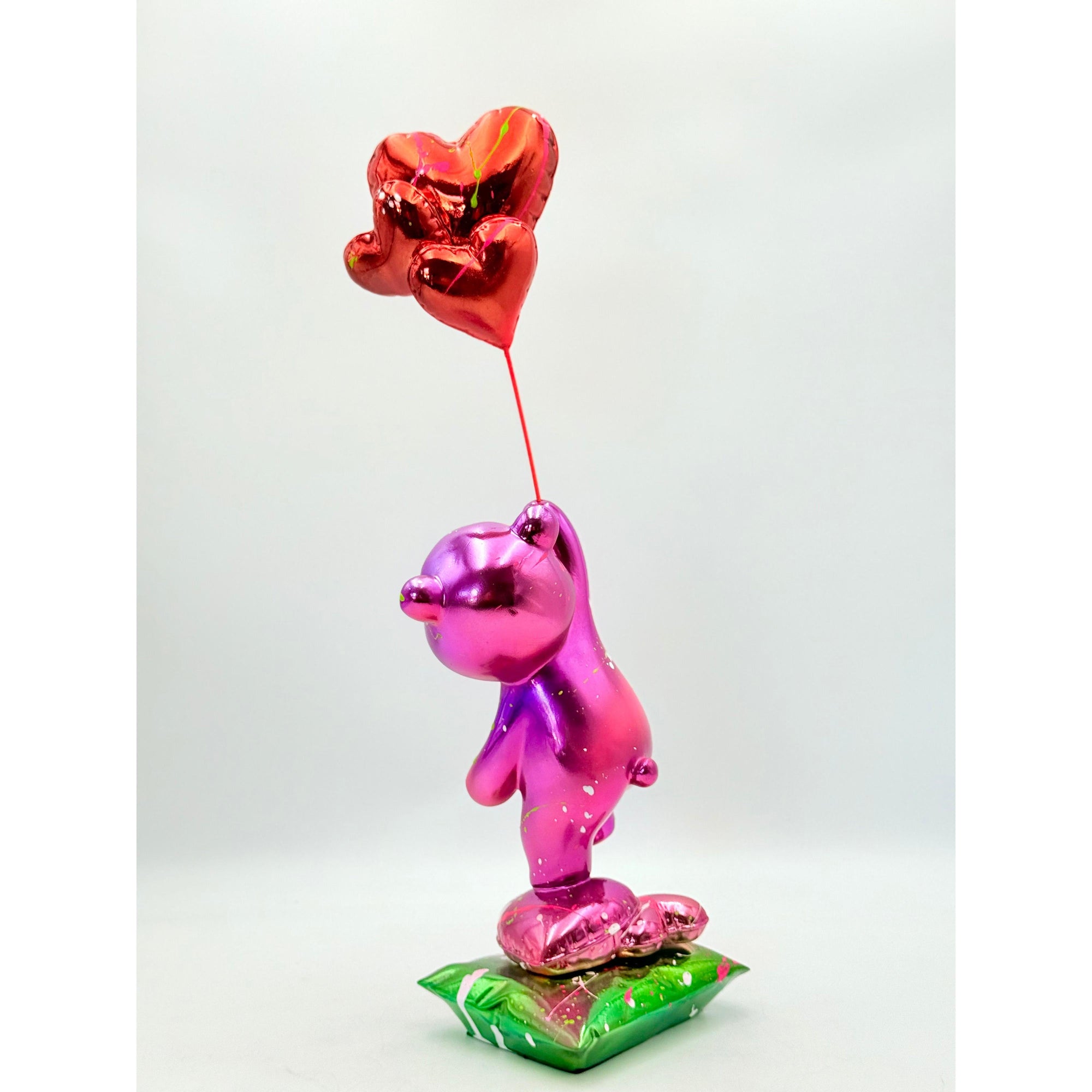 And Iconic Love Chaser Sculpture Purple Chrome Style