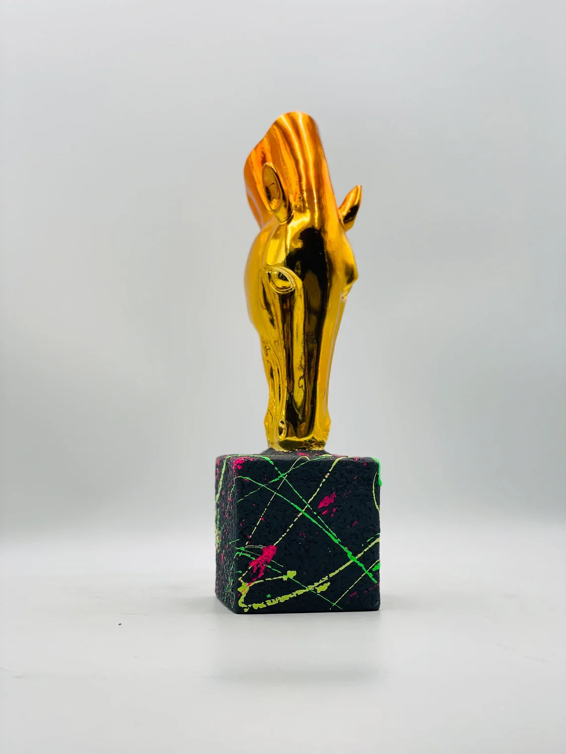 Noble Luxe Chrome-Plated Horse Statue