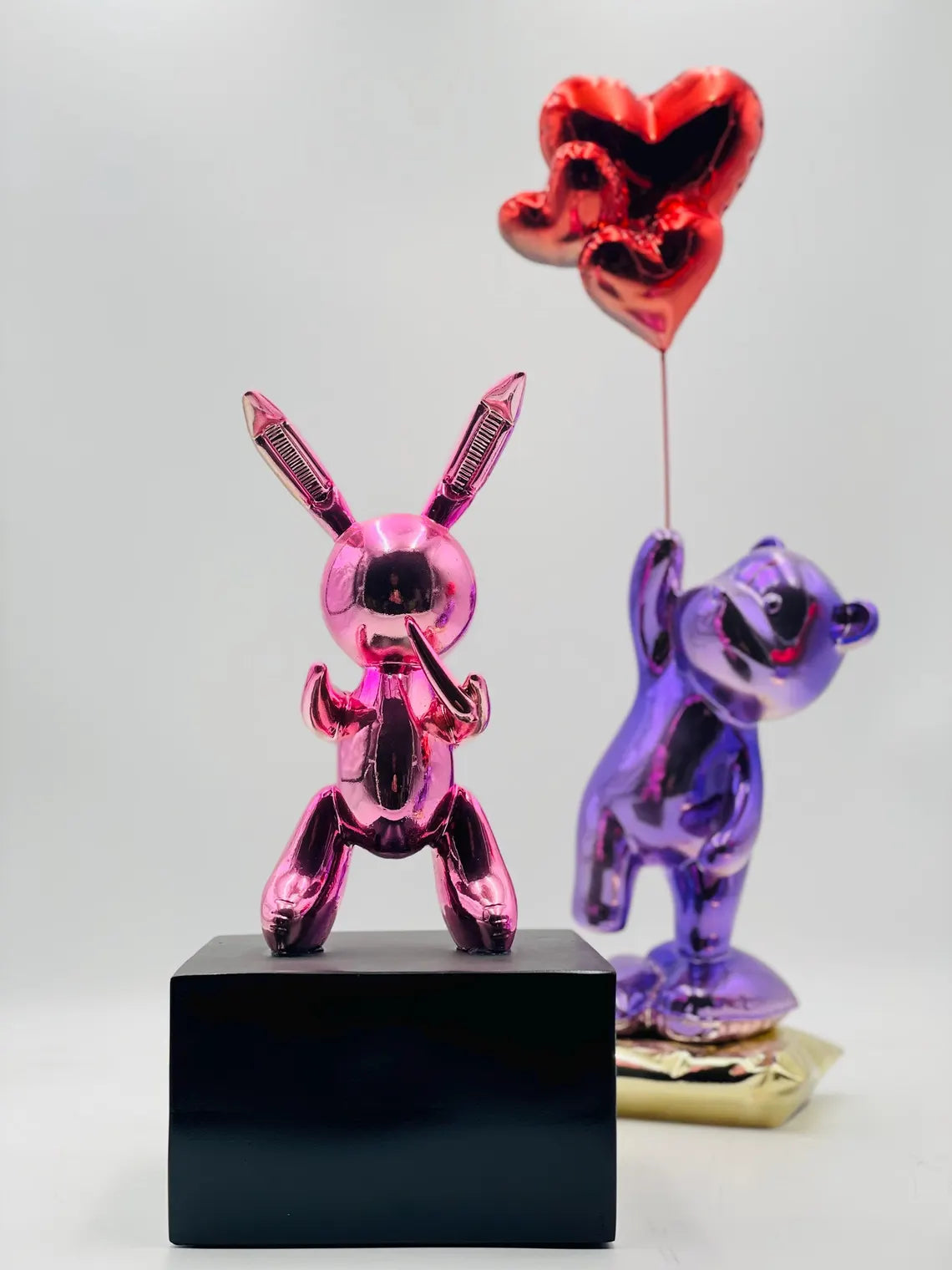 Luxury Pink Rabbit Balloon Sculpture