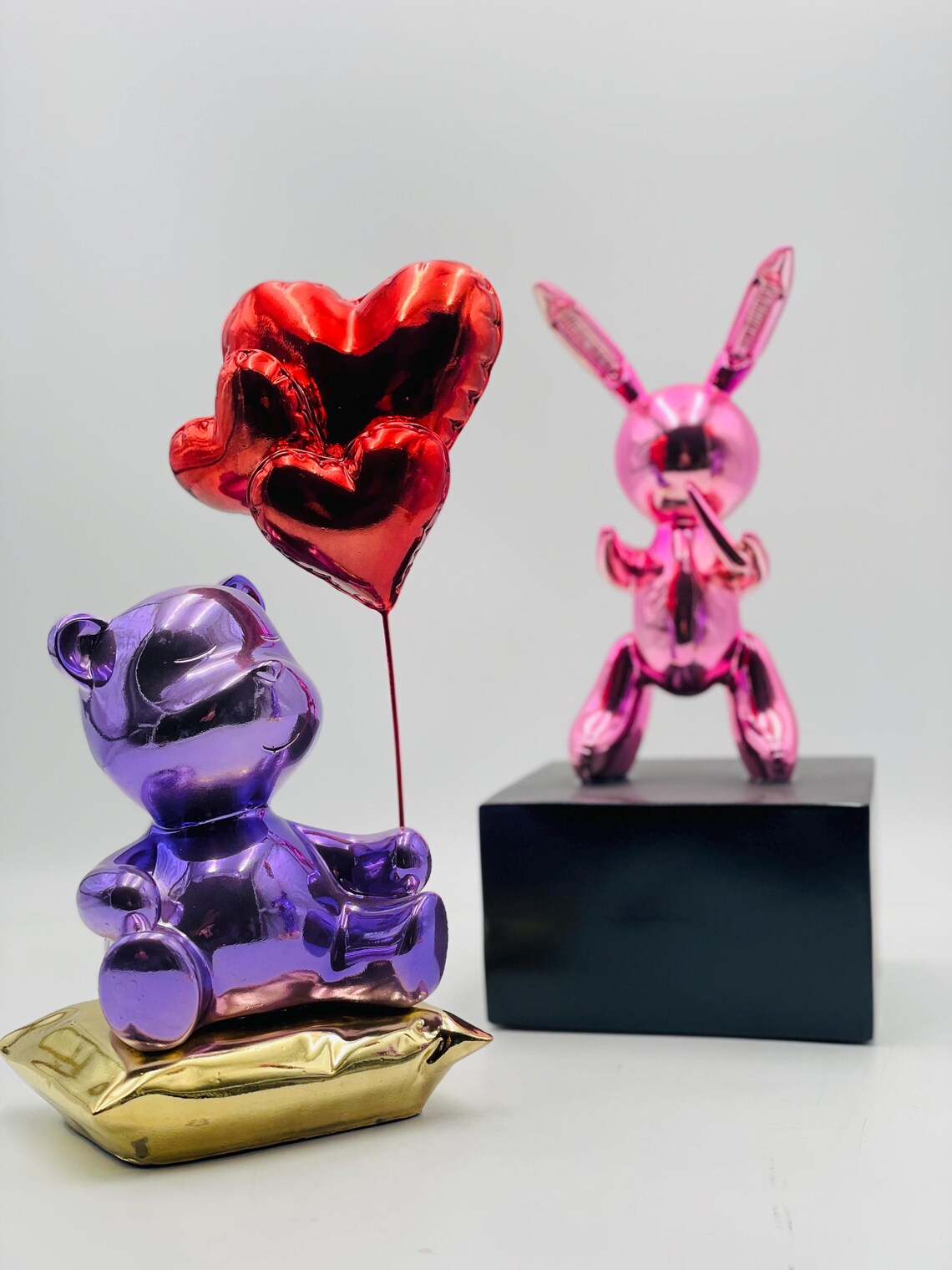 Luxury Pink Rabbit Balloon Sculpture