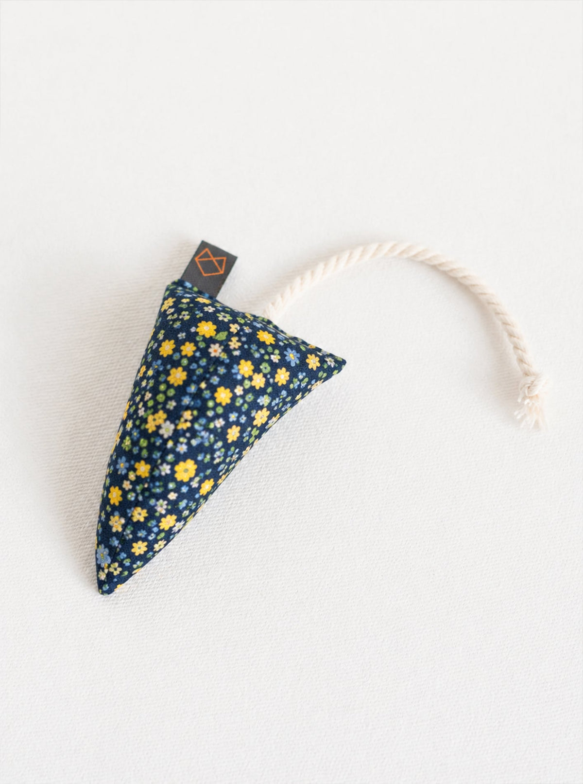 MODERN MOUSE - FLORAL