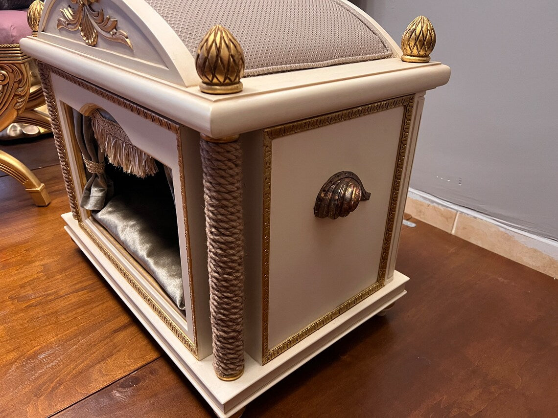 Mansion Luxury Pet Bed