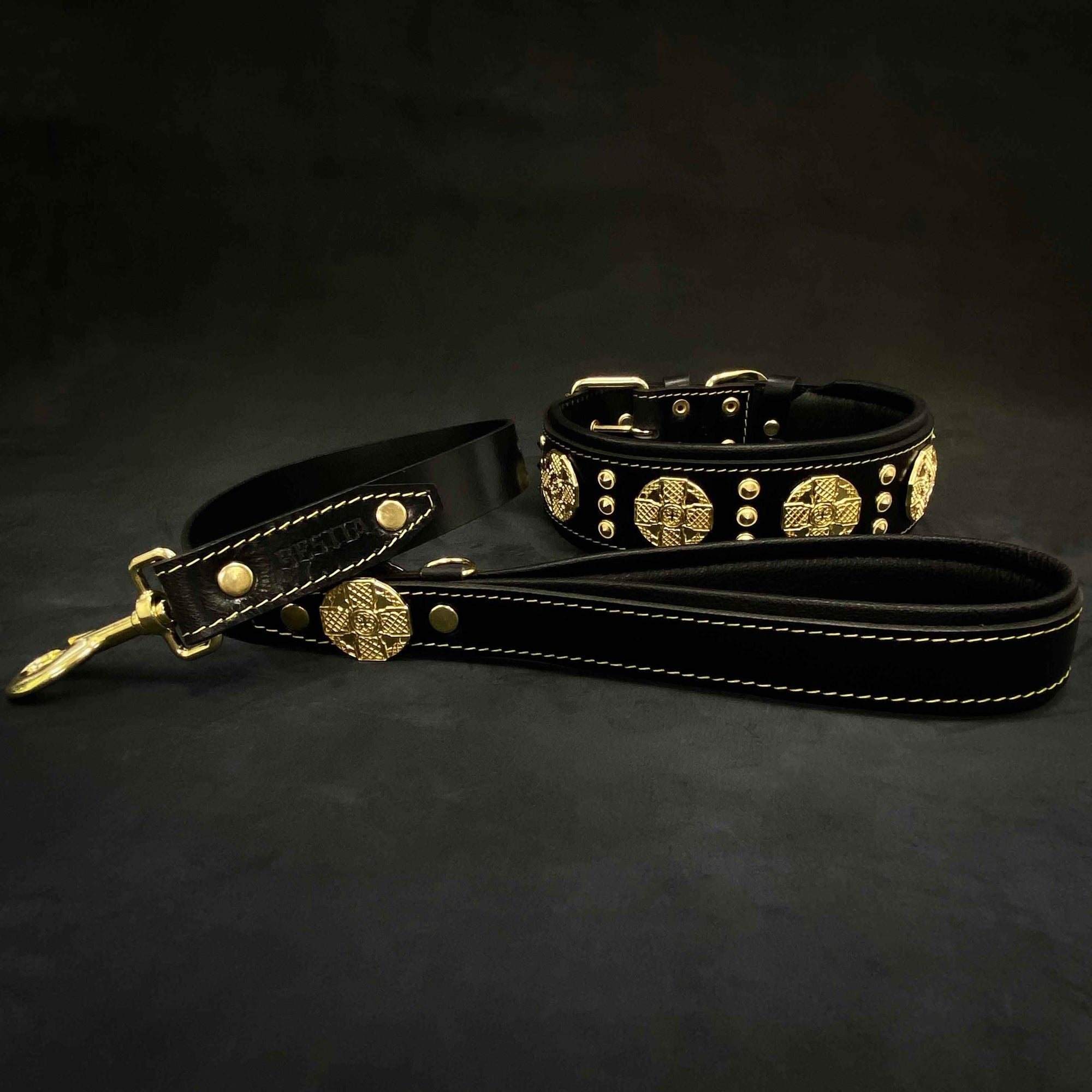 Bestia Maximus 2.5-Inch Wide Black & Gold Leather Dog Collar