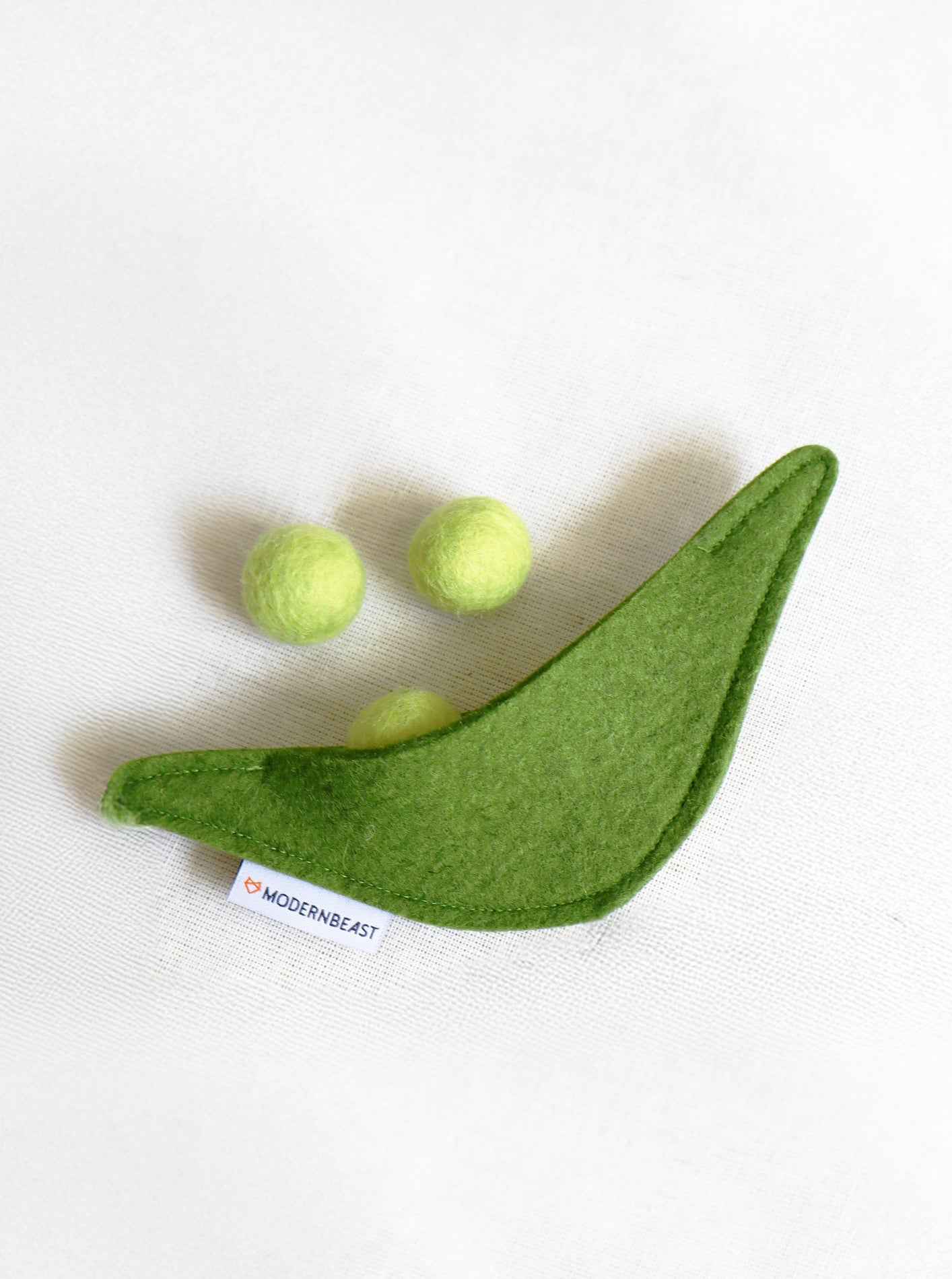 Pea Pod Wool Cat Toy