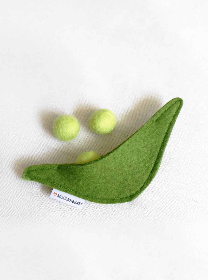 Pea Pod Wool Cat Toy