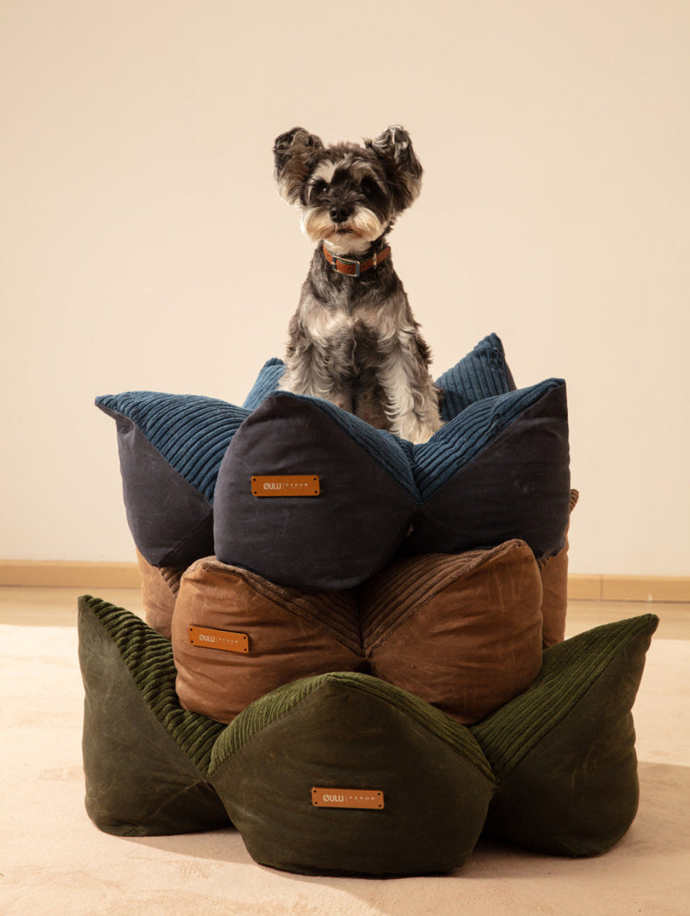 OULU x PEHOM - Cuddle Pet Pillow Bed - Navy Blue / Olive Green / Canyon Brown