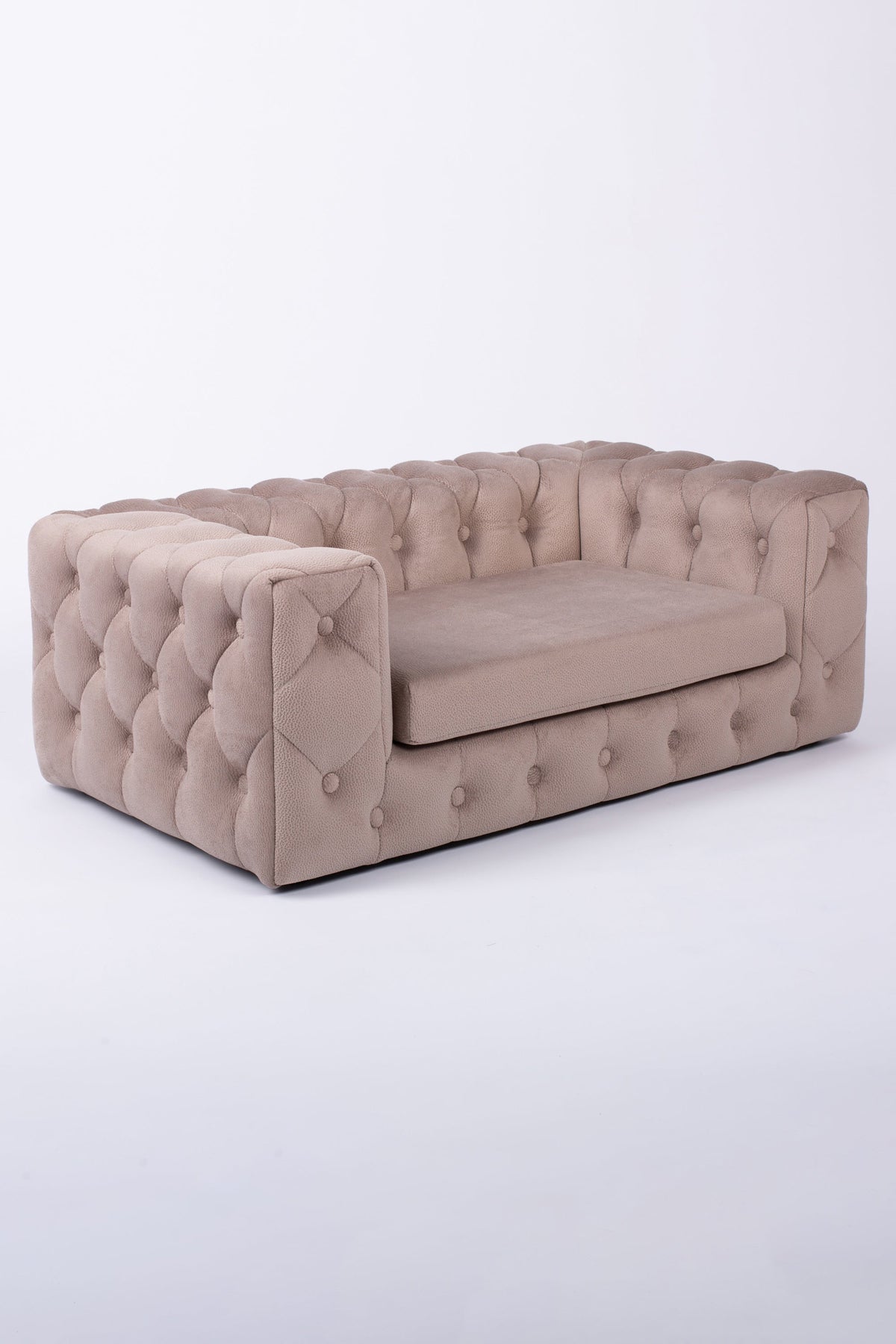 The Royal Luxury Pet Bed in Pink