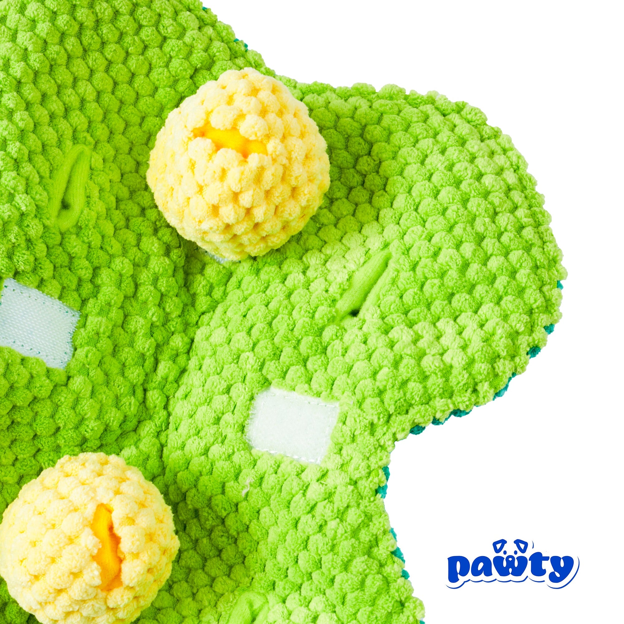 Pawty Pea Pod Interactive Plush Dog Toy