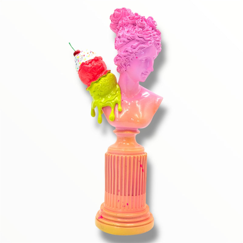 Venus CrŠme Sculpture - Whipped Ice Cream Edition - HT Animal Supply image 1