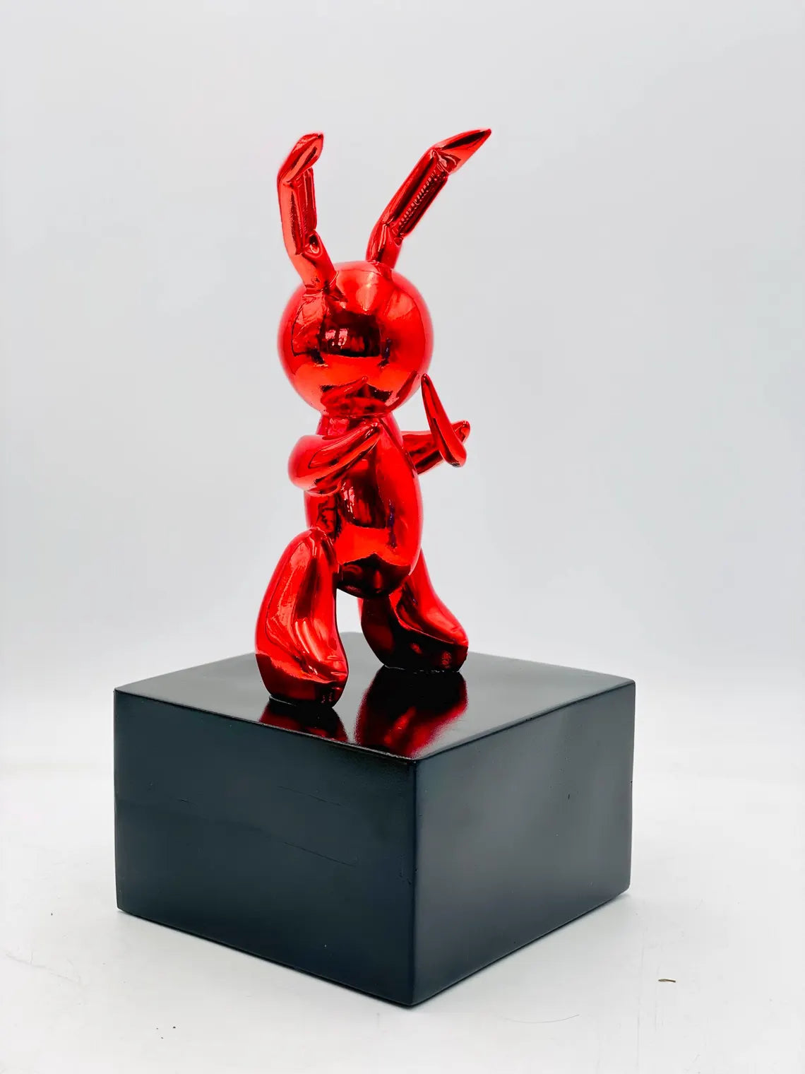 Red Balloon Rabbit Statue