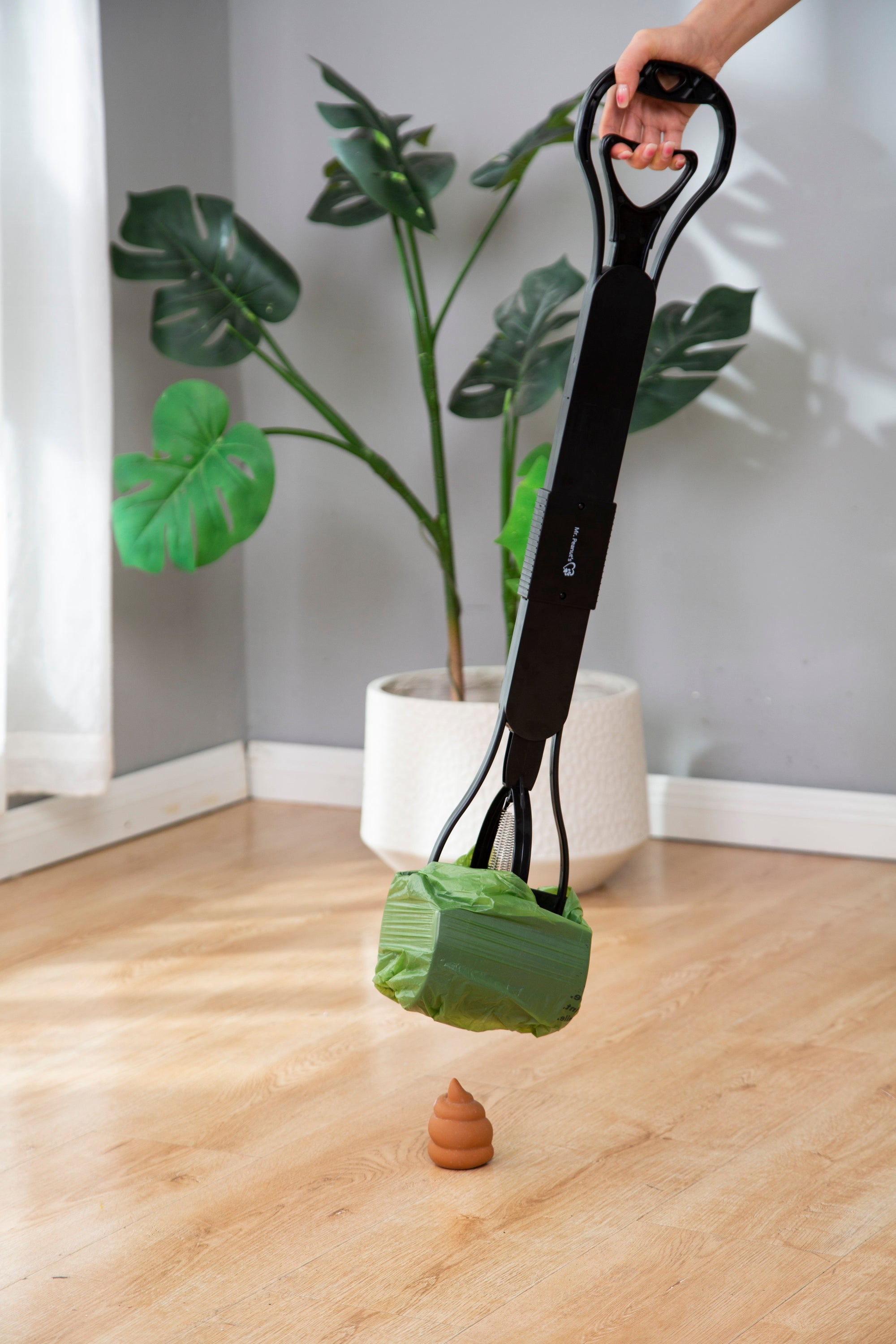 Mr. Peanuts 32" Tall Profile Pooper Scooper | HT Animal Supply