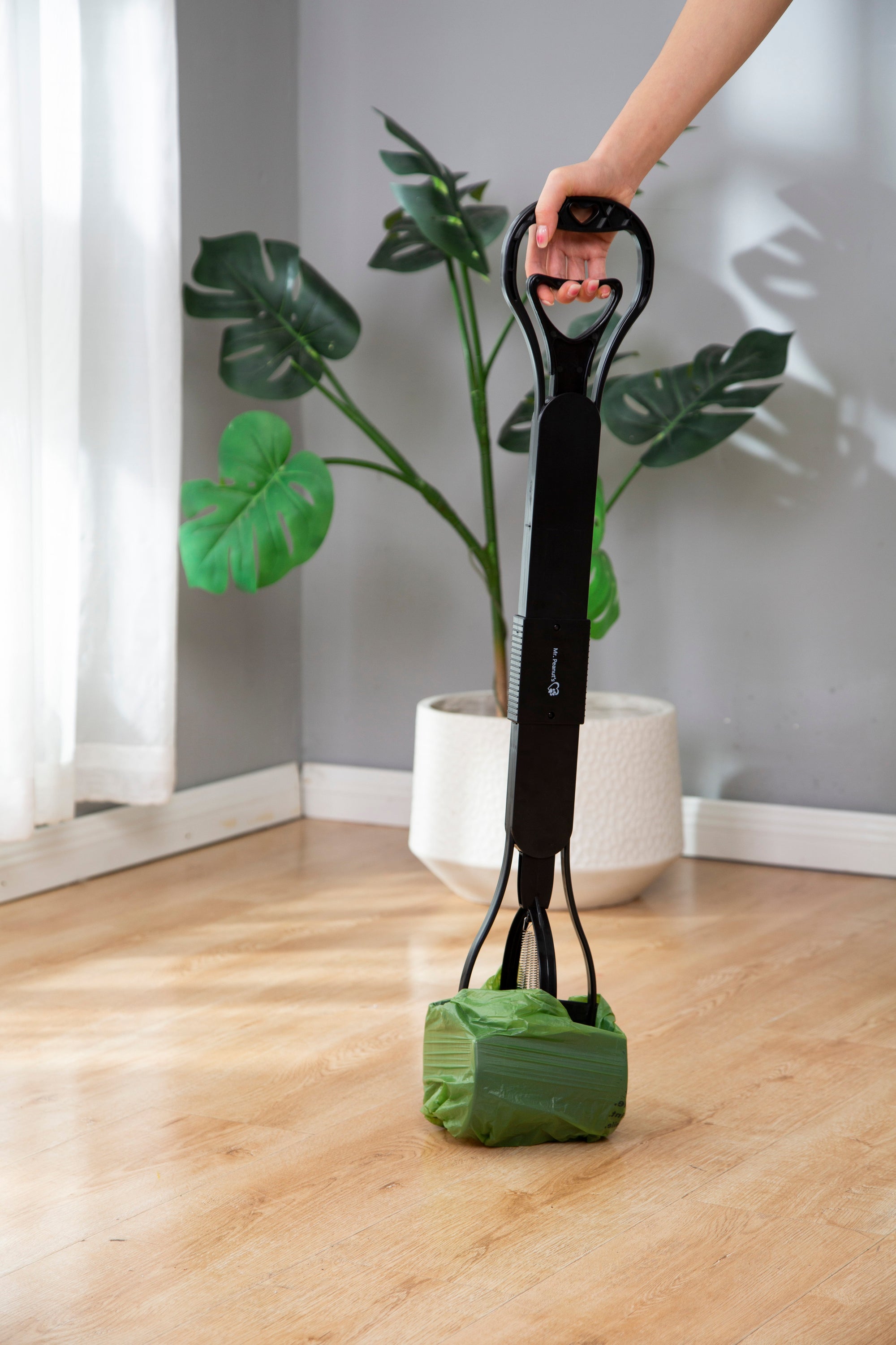 Mr. Peanuts 32" Tall Profile Pooper Scooper | HT Animal Supply