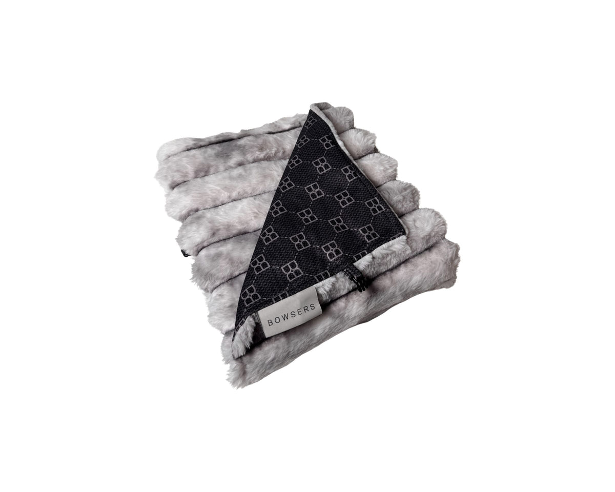 Bowsers SUV Cargo Lounger Reversible Blanket Topper