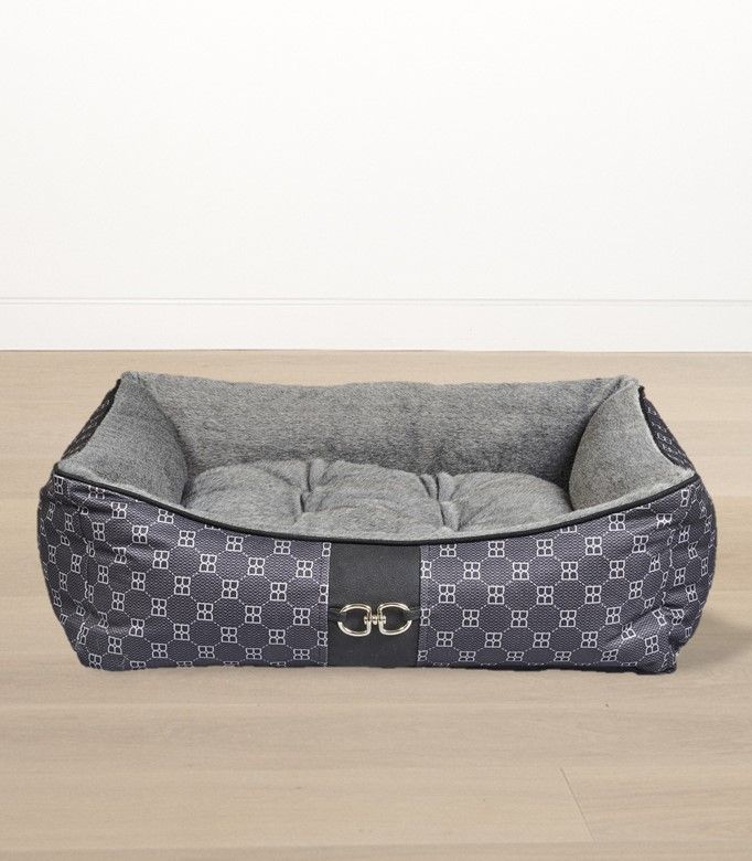 Signature Scoop Bed-Sheepskin Ivory White