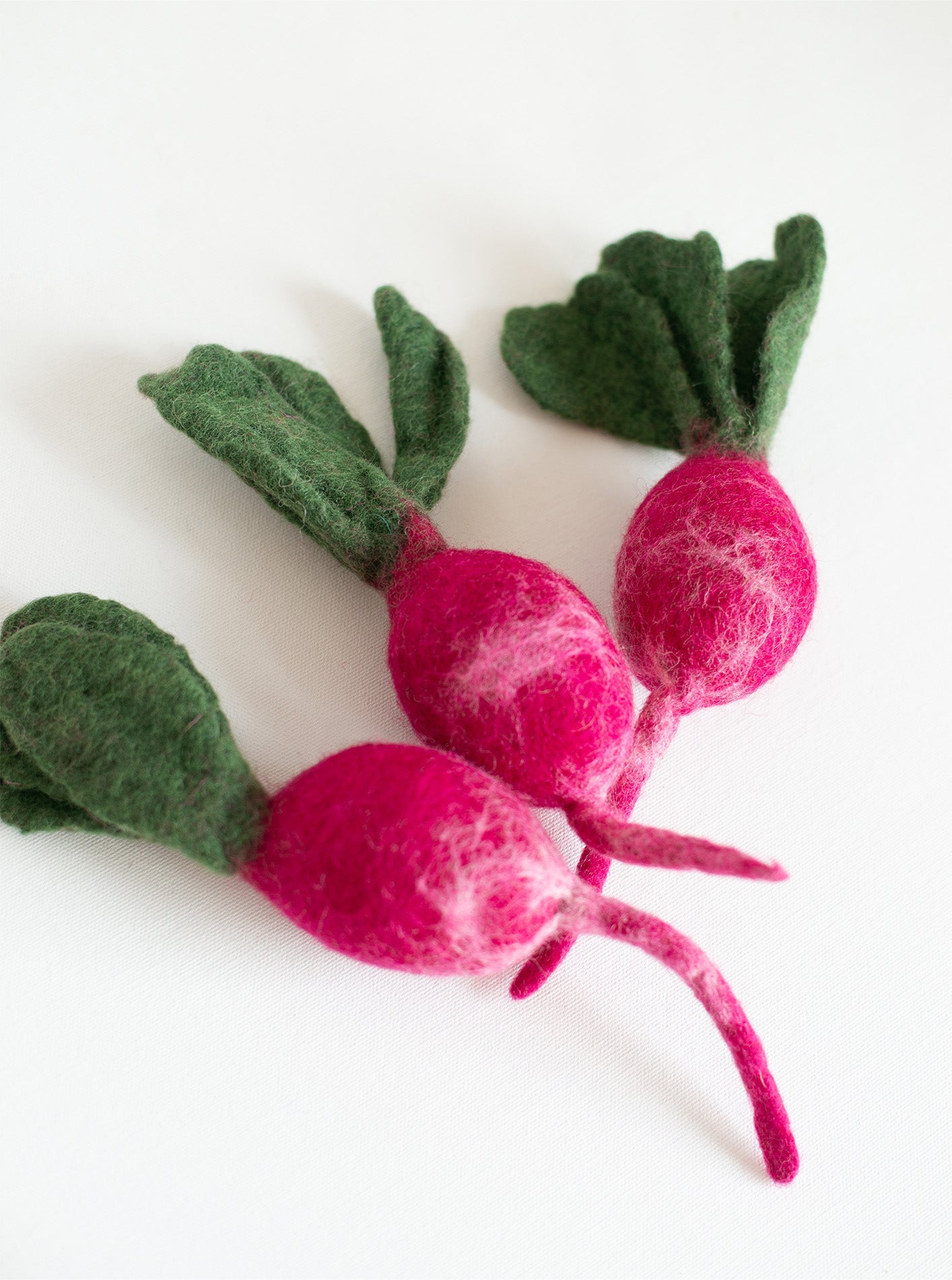 Turnip Wool Dog & Cat Toy