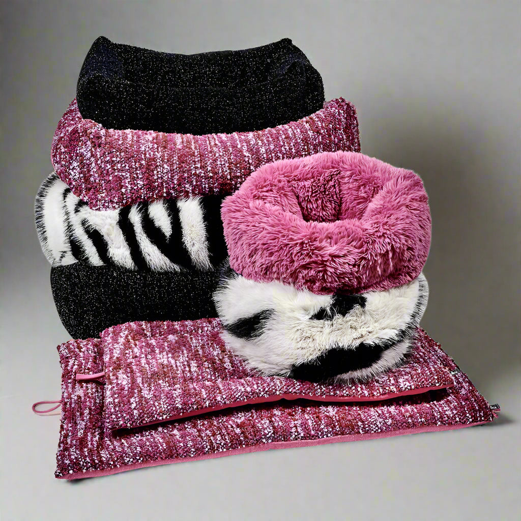 The Muffy: Luxurious Nest Bed for Cats & Small Dogs