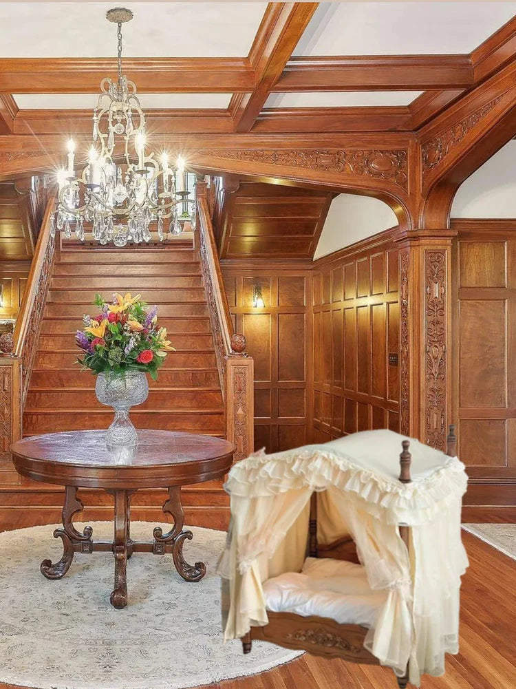 Tudor Luxury Dog and Cat House Bed