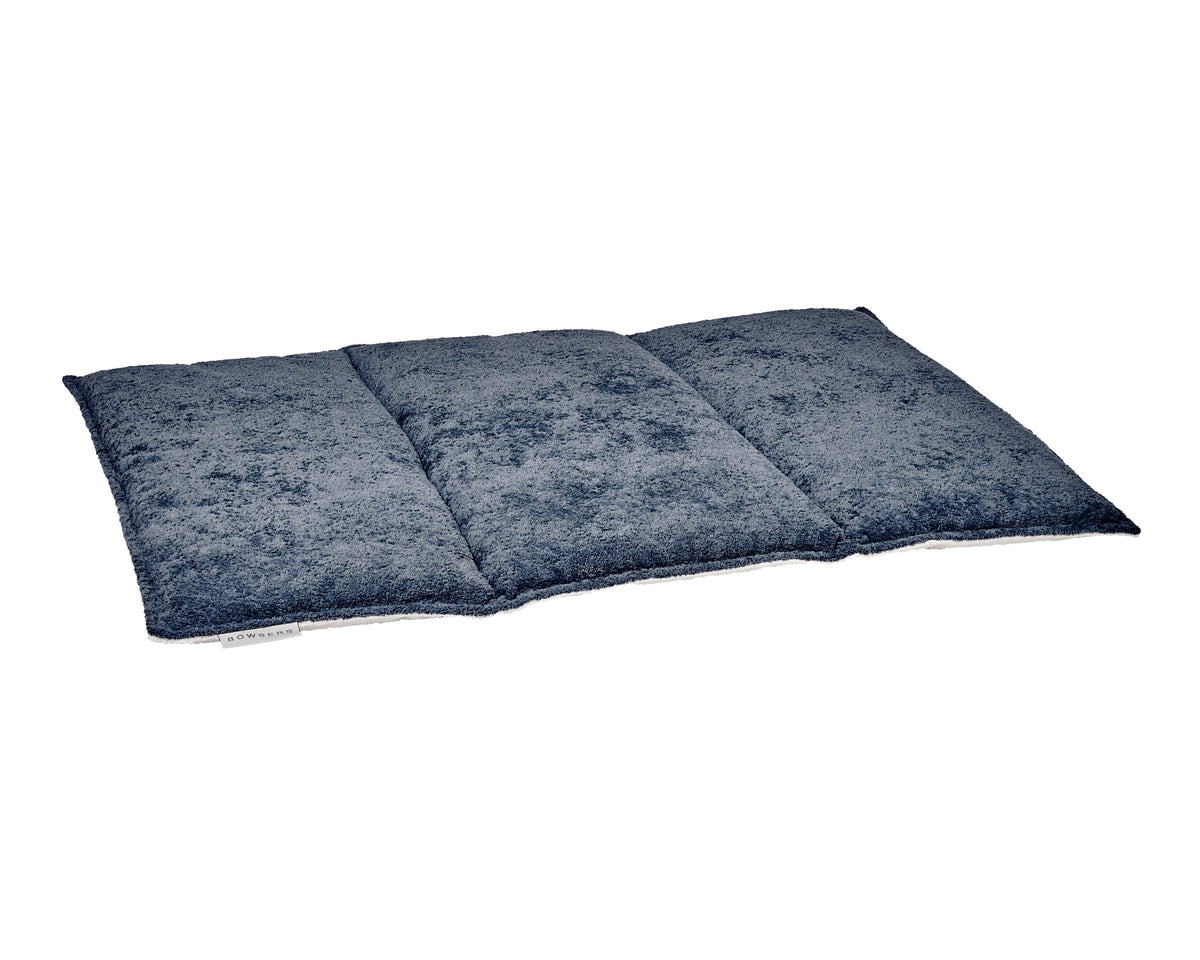 Bowsers Urban Home and Travel Dog Mat - Portable Home and Travel Comfort