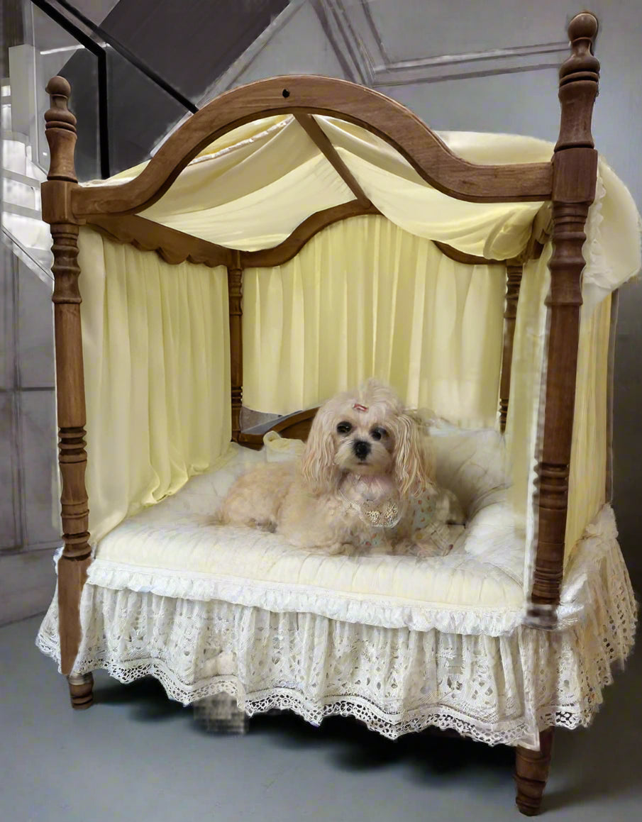 Victorian Dolly Luxury Dog and Cat House Bed