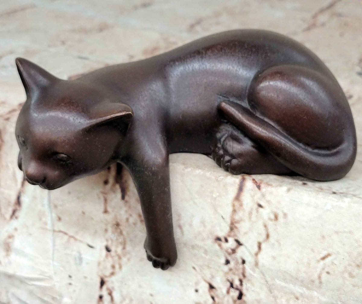 Lazy Cat Bronze Statue – Minimalist Sleeping Kitty Figurine Decor Signed Nardini