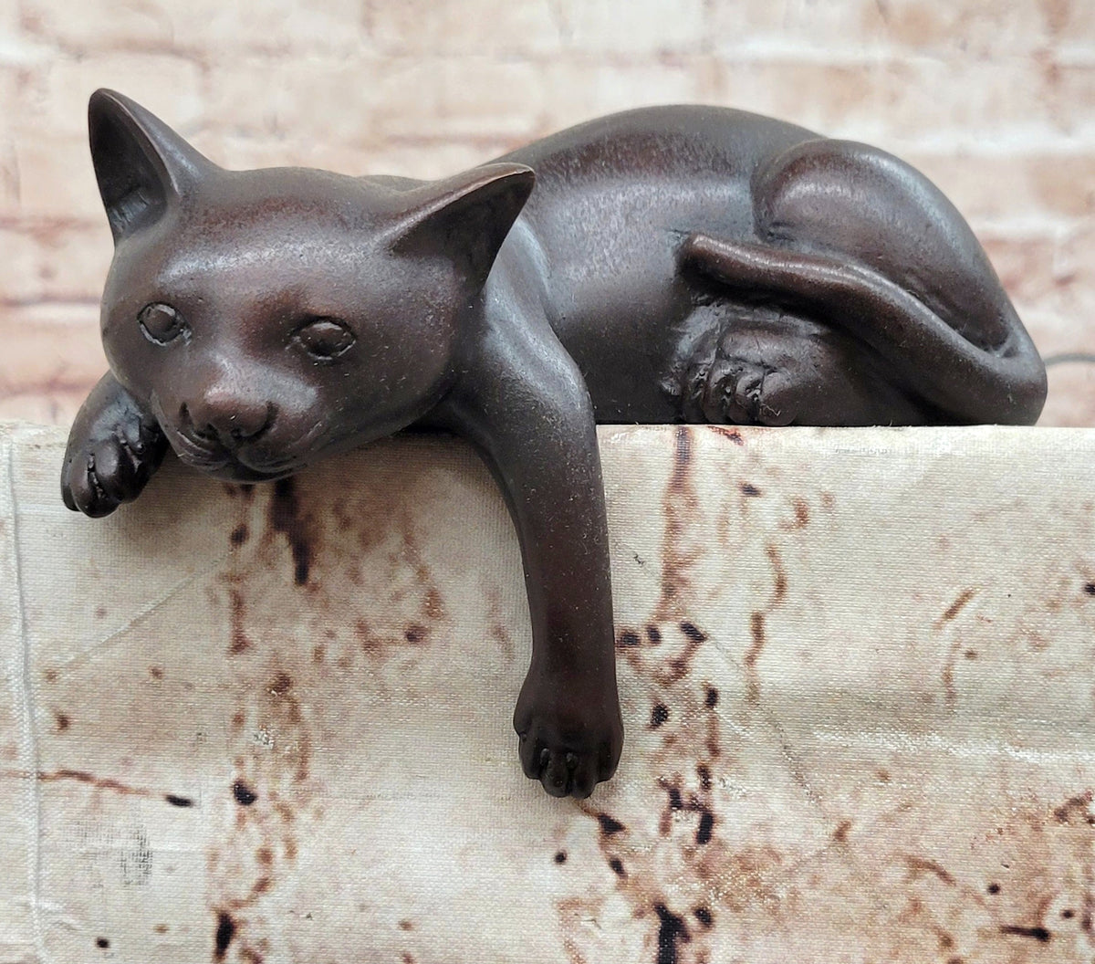 Lazy Cat Bronze Statue – Minimalist Sleeping Kitty Figurine Decor Signed Nardini