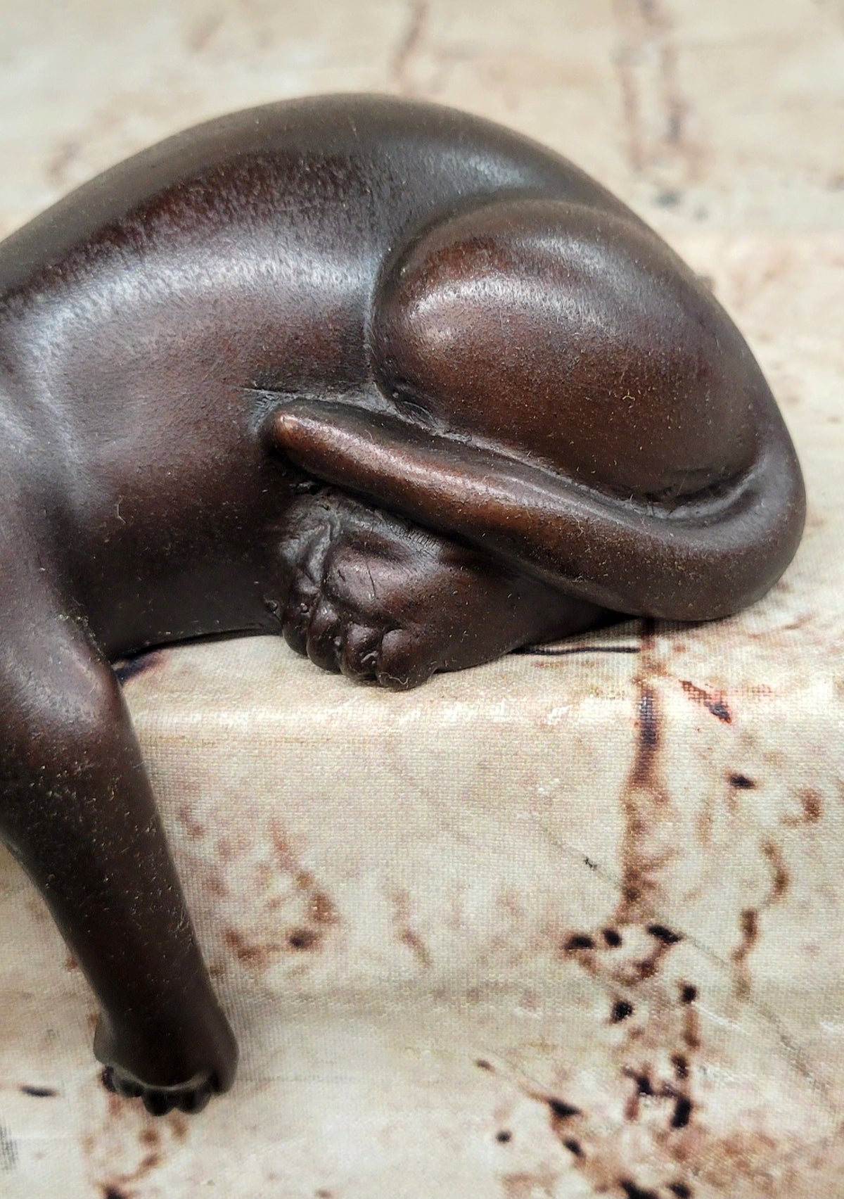 Lazy Cat Bronze Statue – Minimalist Sleeping Kitty Figurine Decor Signed Nardini
