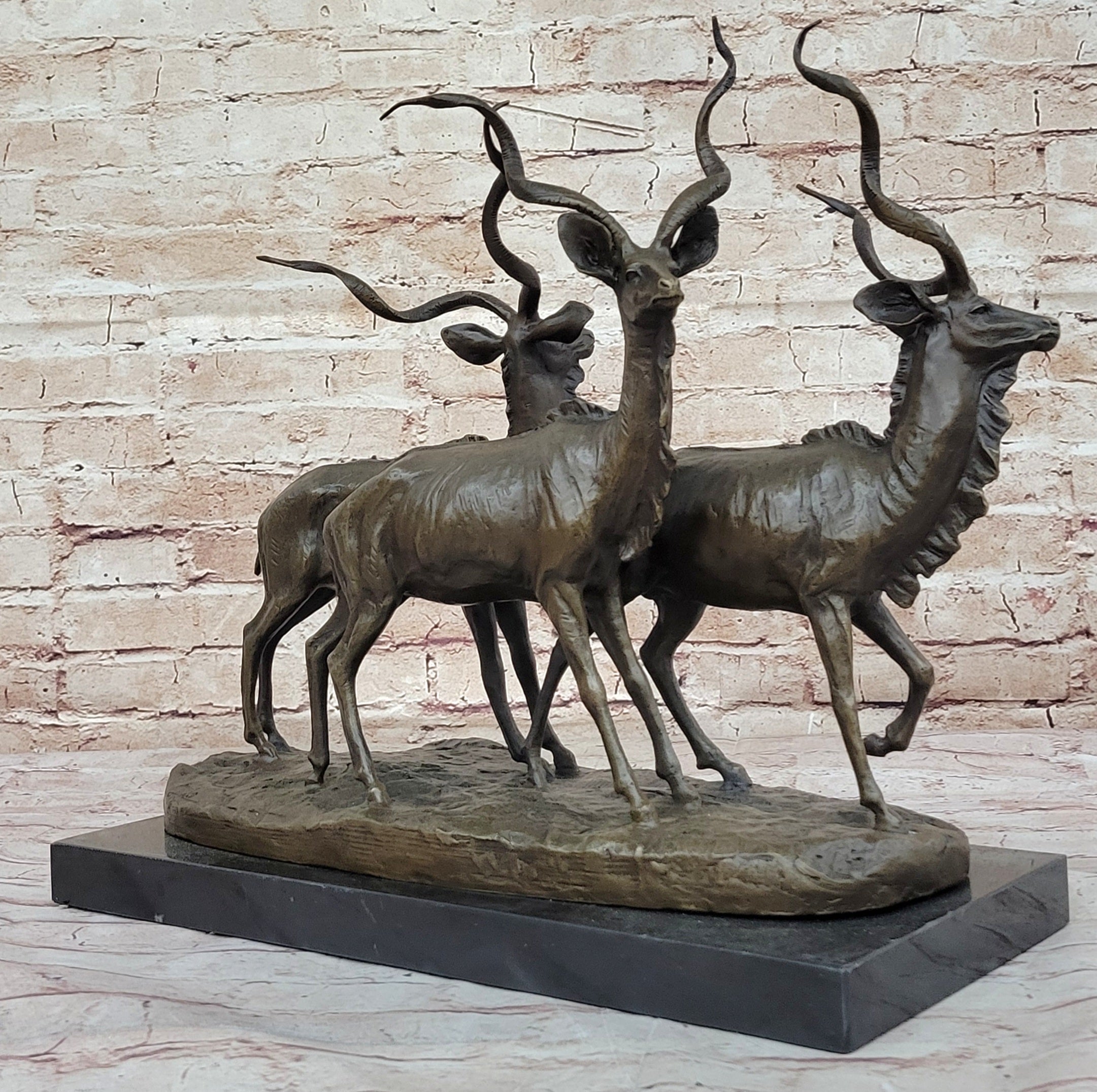 Kudu Antelope Family Gazelle African Deer Bronze Sculpture Figurine Statue