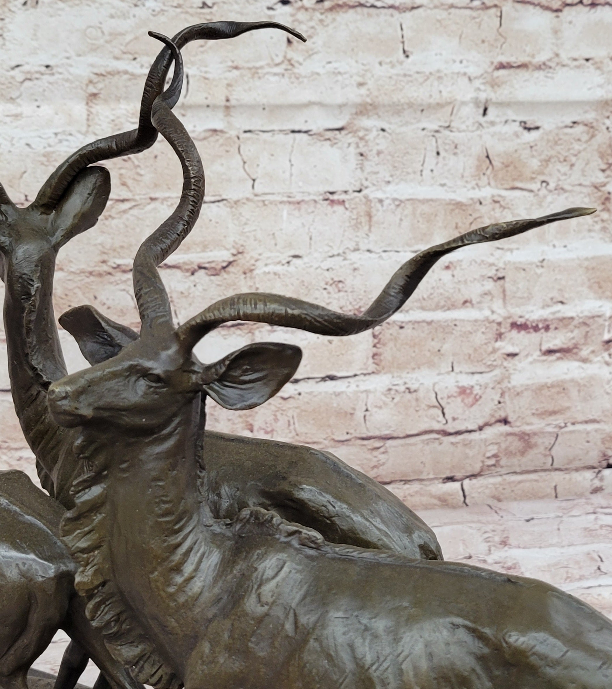 Kudu Antelope Family Gazelle African Deer Bronze Sculpture Figurine Statue