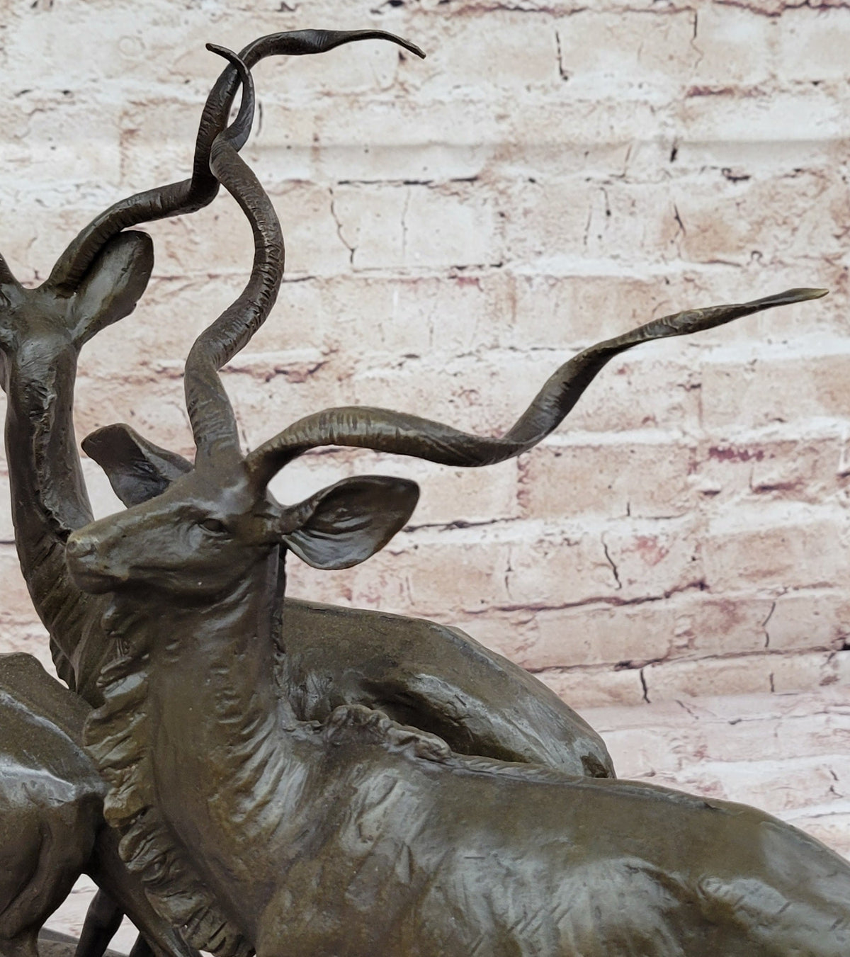 Kudu Antelope Family Gazelle African Deer Bronze Sculpture Figurine Statue