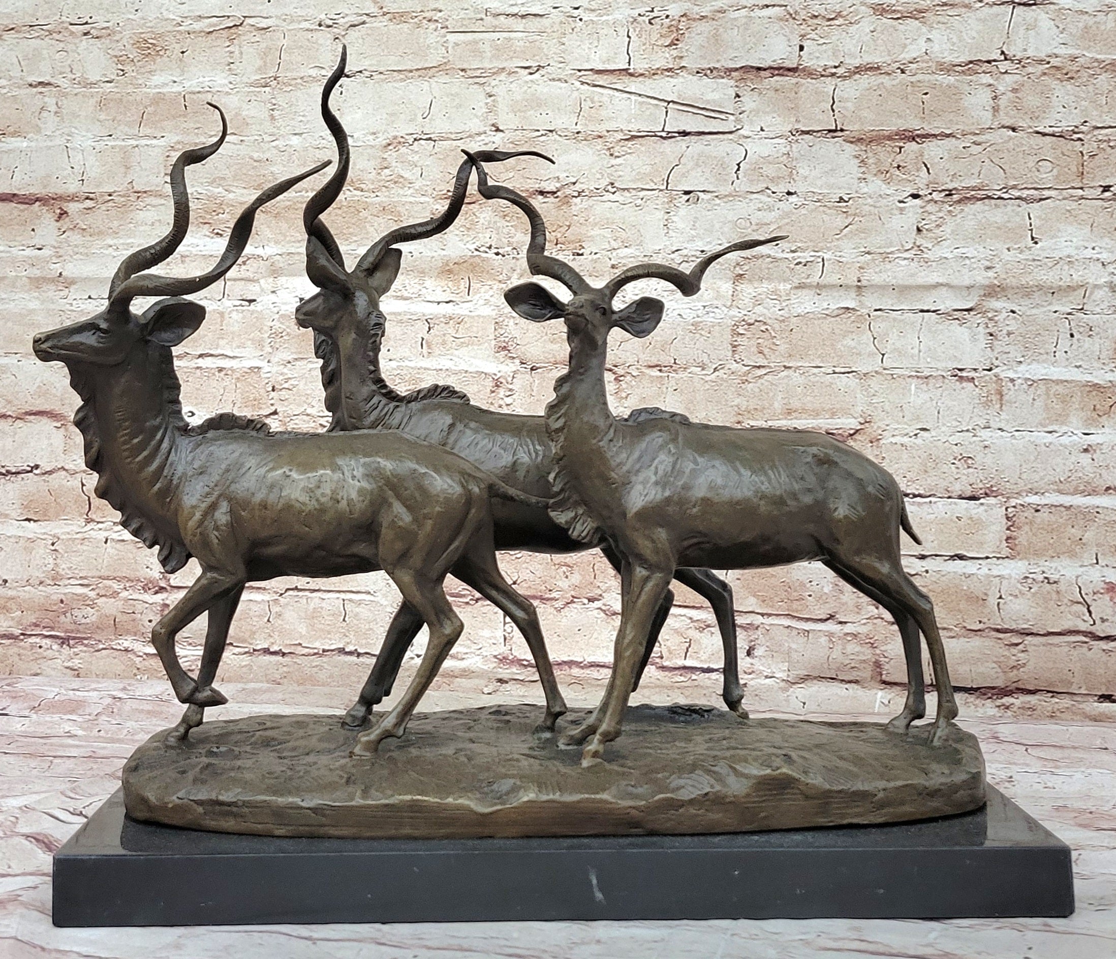 Kudu Antelope Family Gazelle African Deer Bronze Sculpture Figurine Statue
