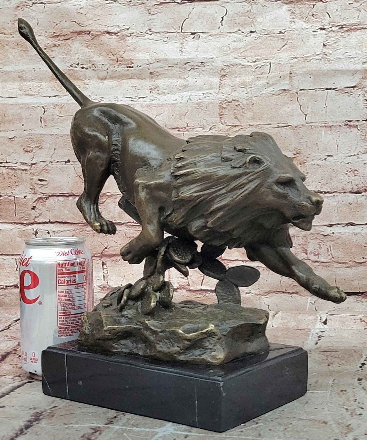 Bronze Lion Hunting Sculpture – Dynamic Big Cat Wildlife Statue