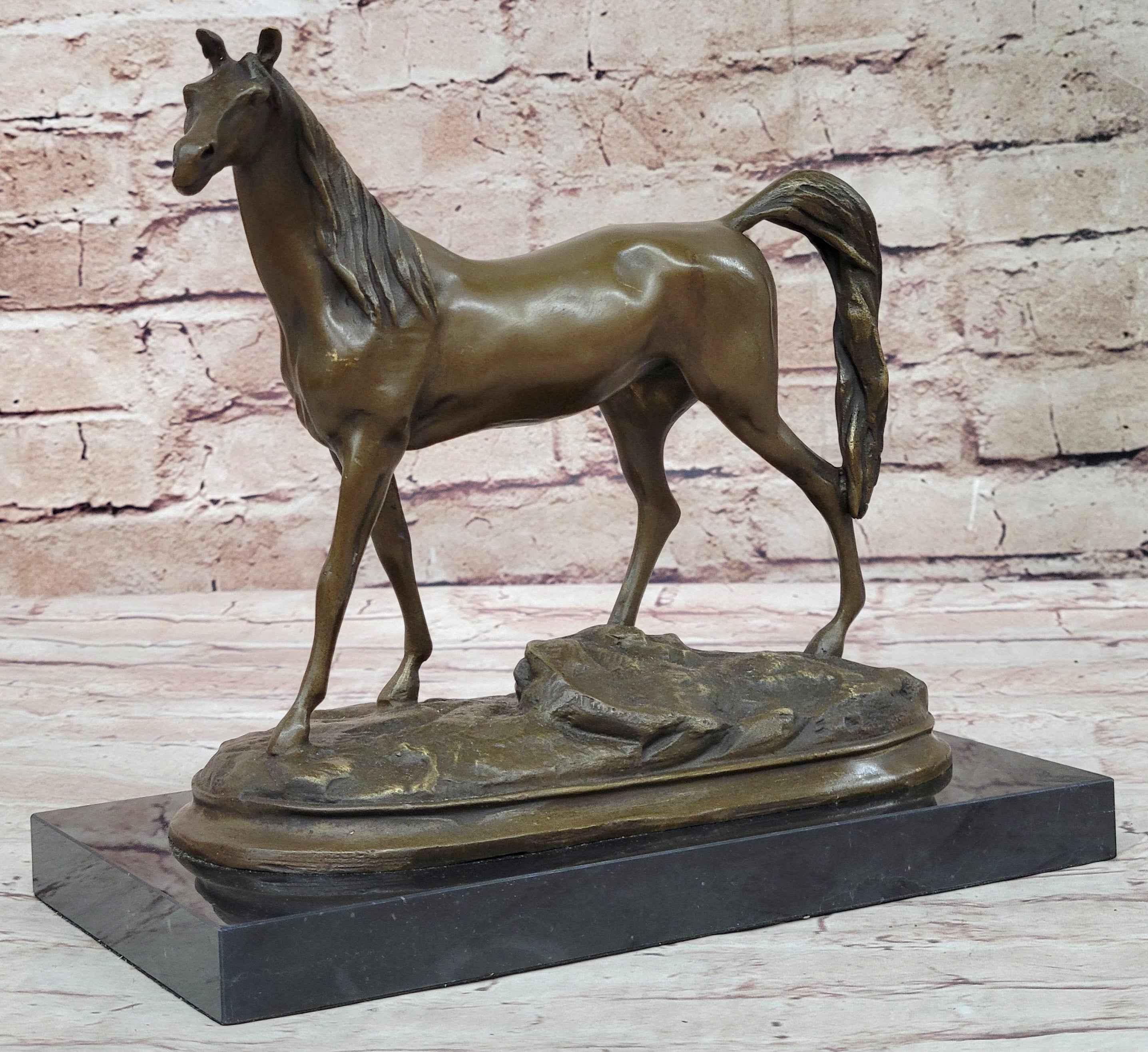Bronze Horse Sculpture – Elegant Standing Equestrian Art Statue